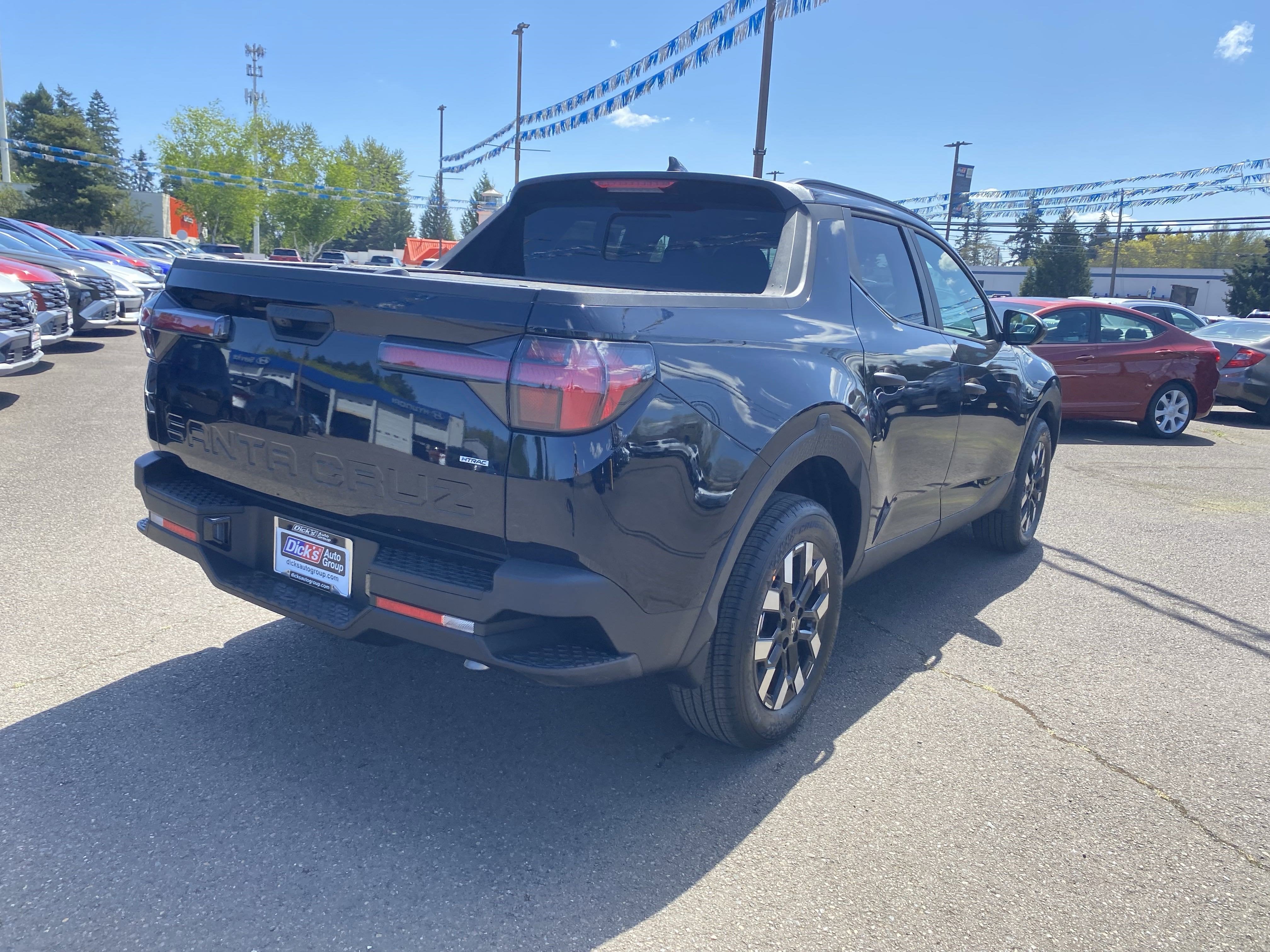 2025 Hyundai SANTA CRUZ SEL Activity