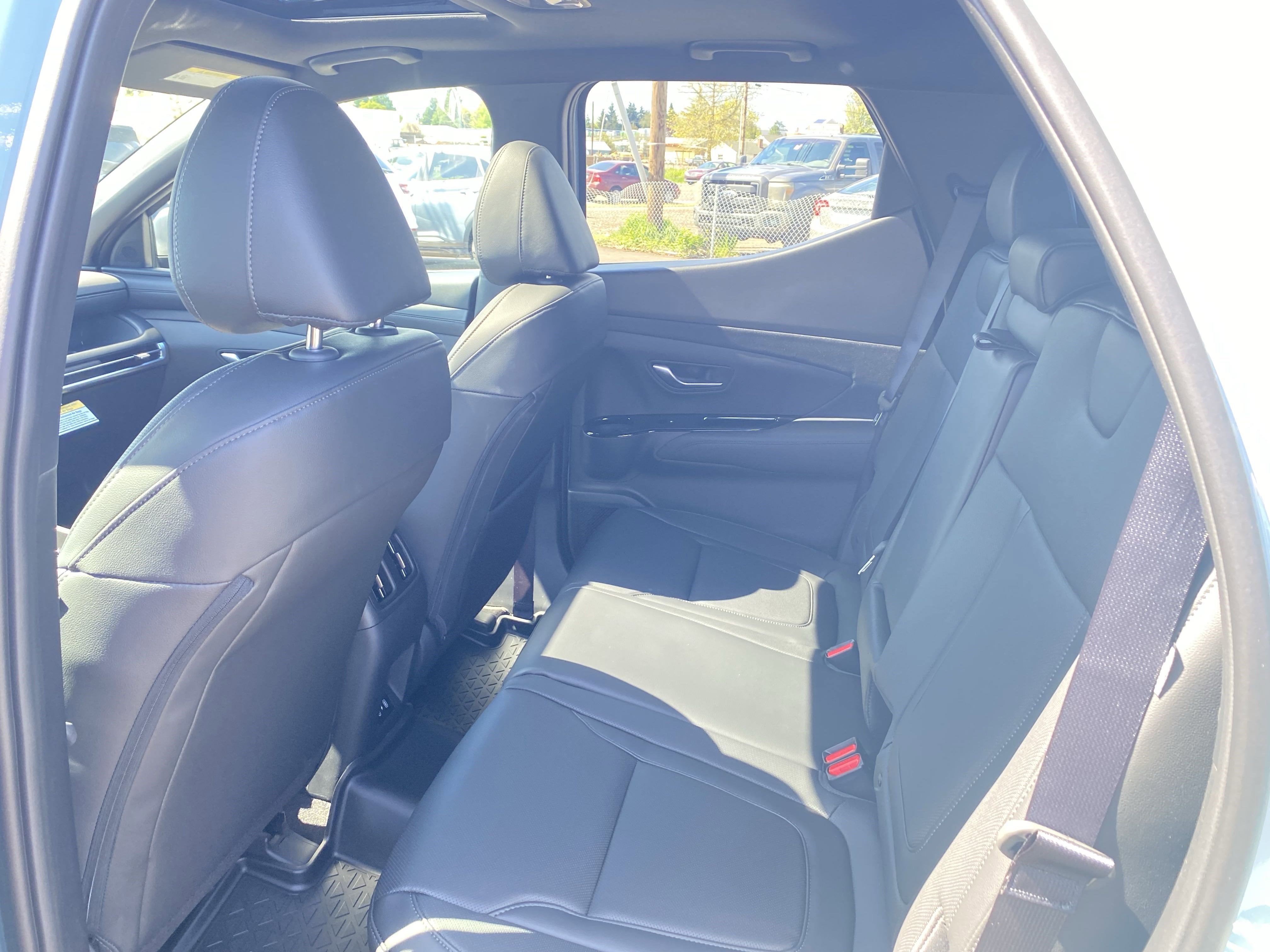 2025 Hyundai SANTA CRUZ SEL Activity