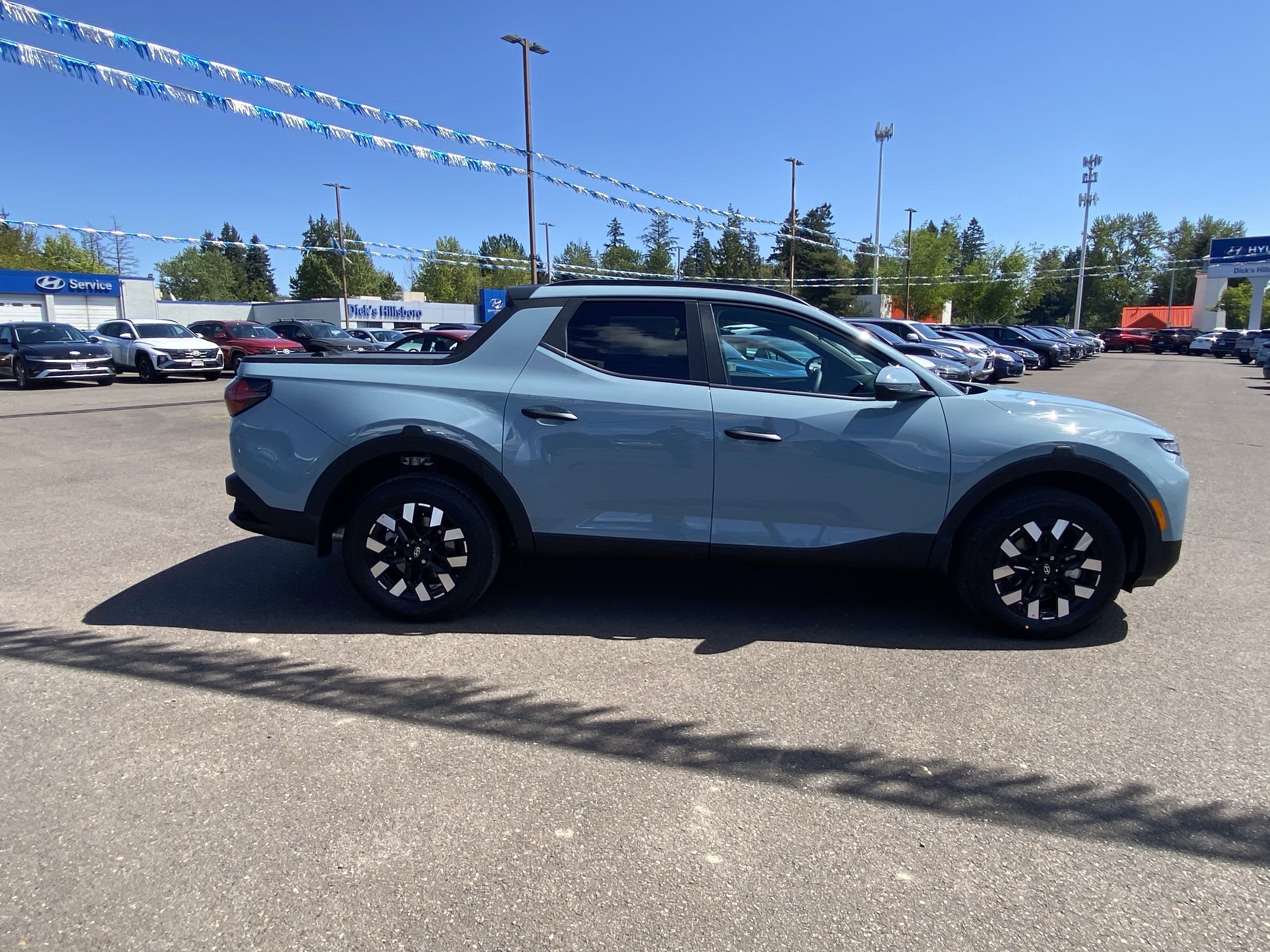 2025 Hyundai SANTA CRUZ SEL Activity