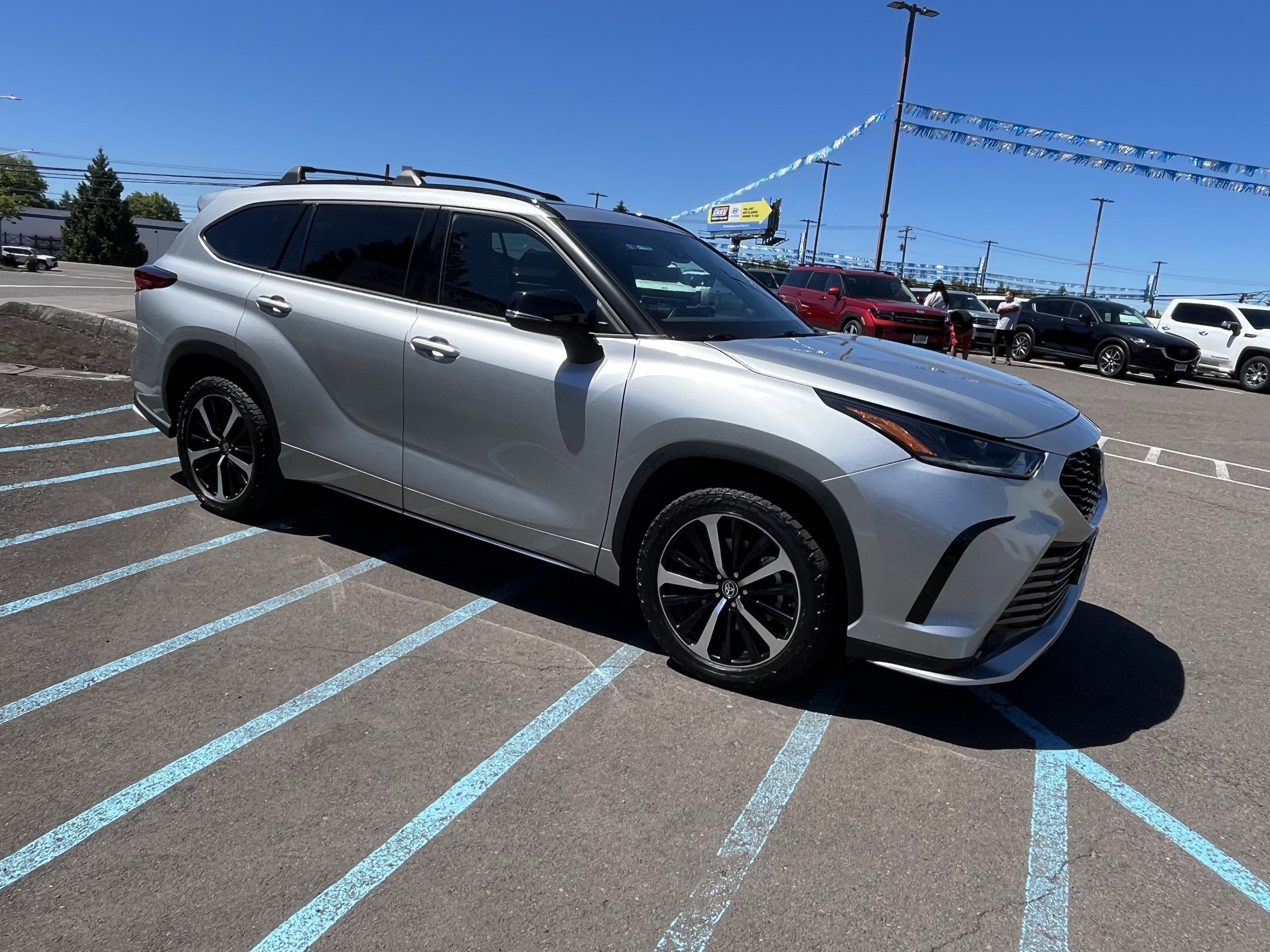 2022 Toyota Highlander XSE