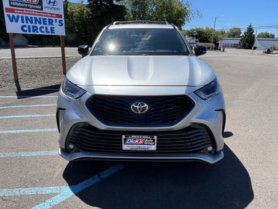 2022 Toyota Highlander XSE