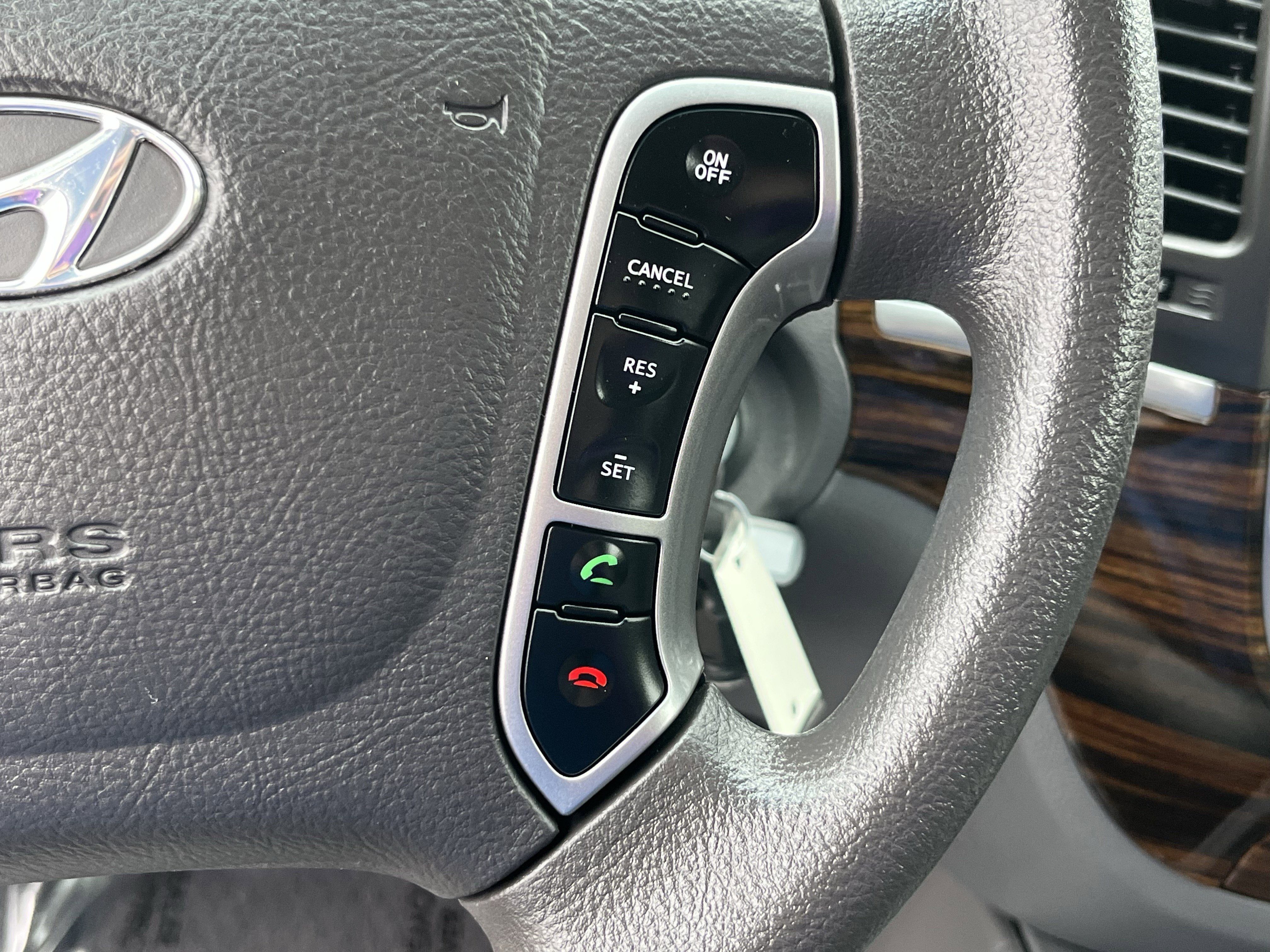 2011 Hyundai SANTA FE GLS