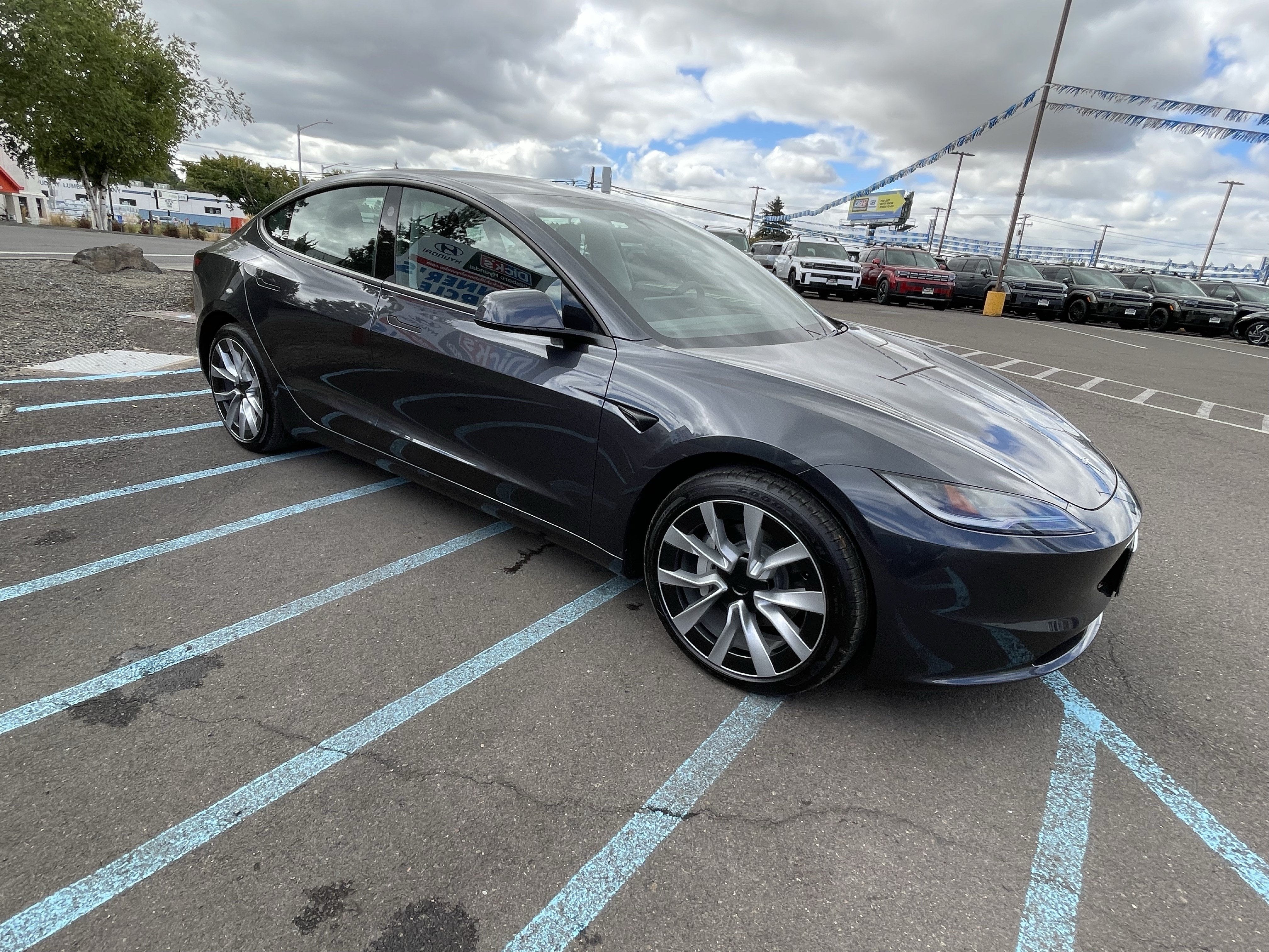 2025 Tesla Model 3 Long Range