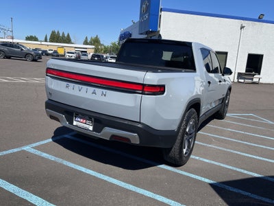 2025 Rivian R1T Adventure