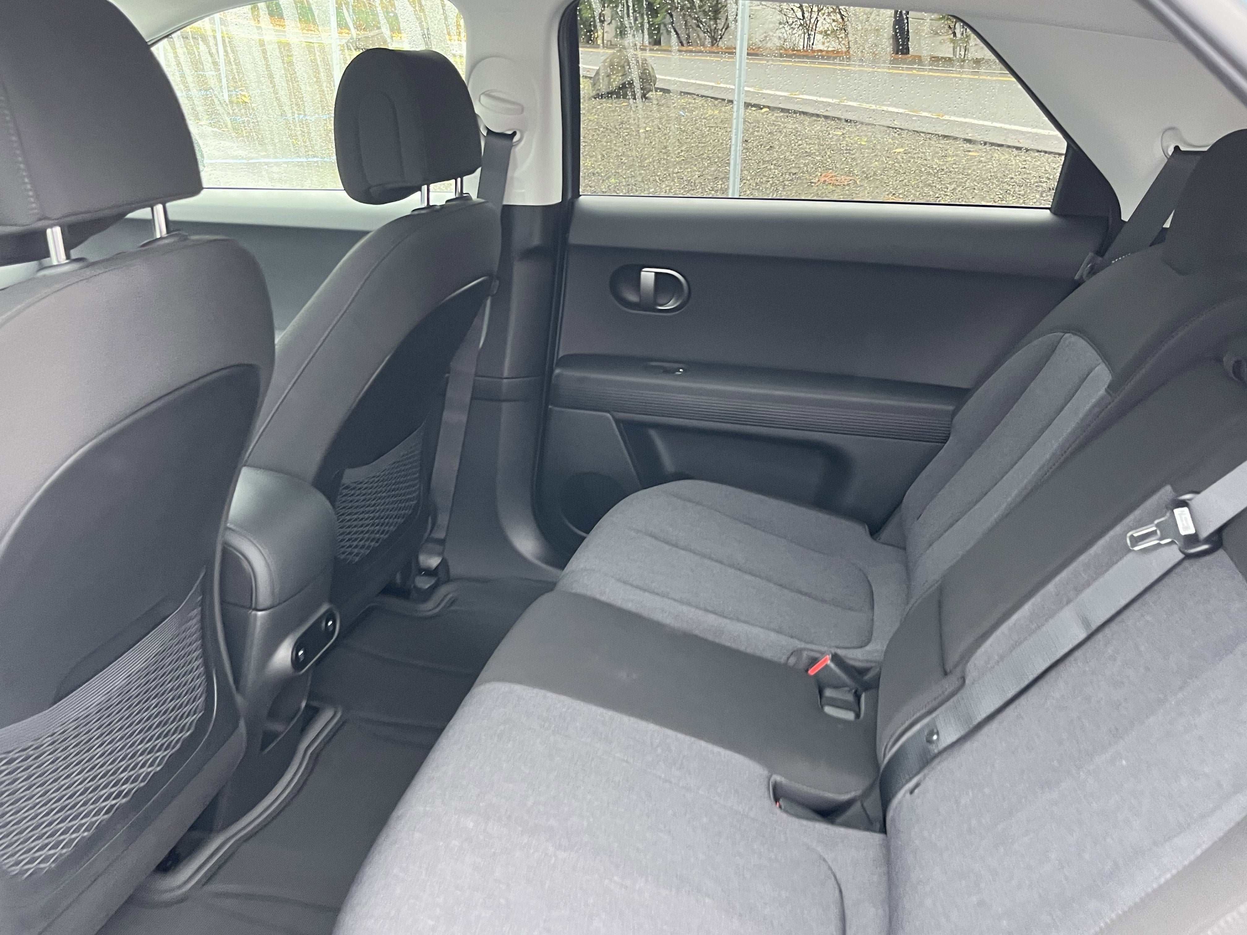 2026 Hyundai IONIQ 5 SE