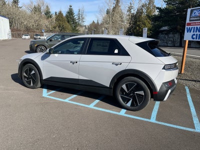 2026 Hyundai IONIQ 5 SE