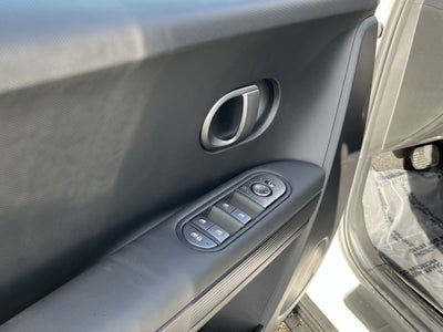 2026 Hyundai IONIQ 5 SE