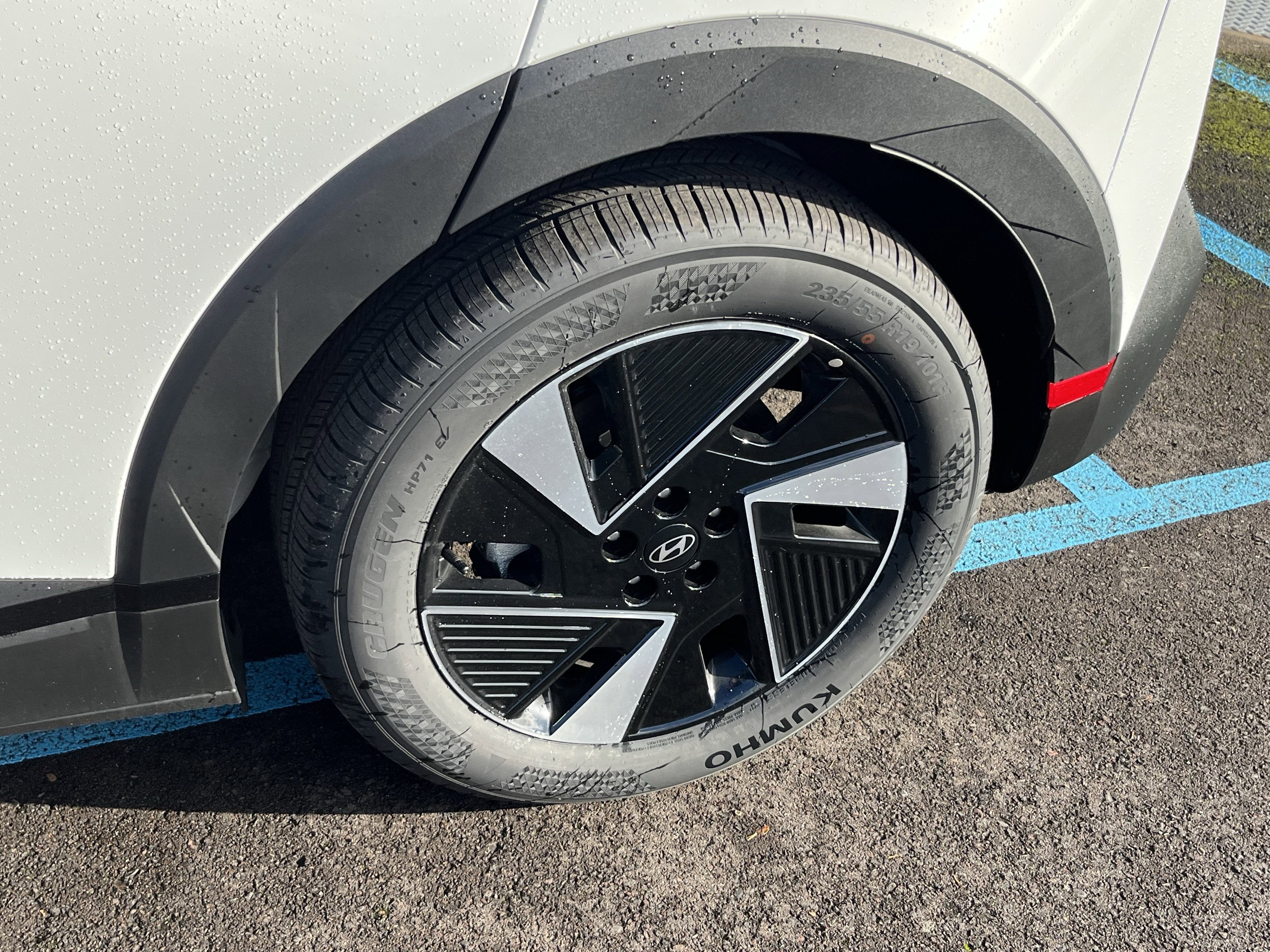 2026 Hyundai IONIQ 5 SE