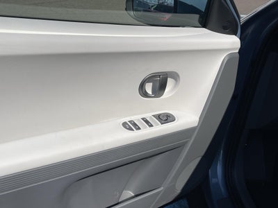 2026 Hyundai IONIQ 5 SE