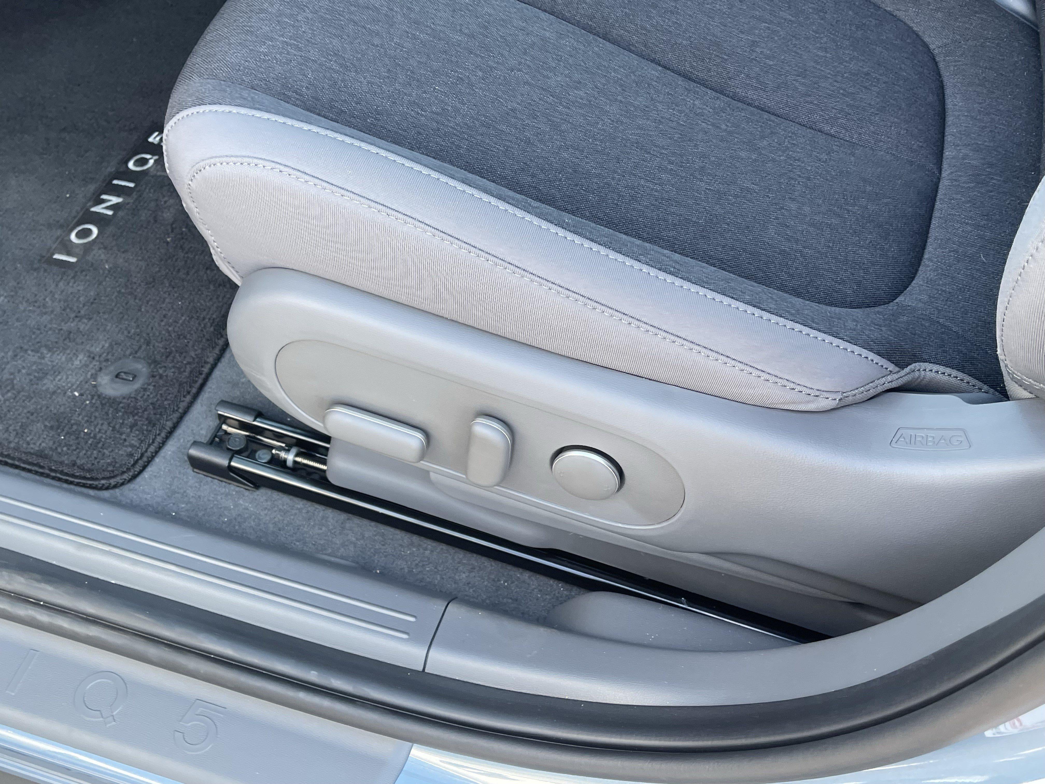 2026 Hyundai IONIQ 5 SE