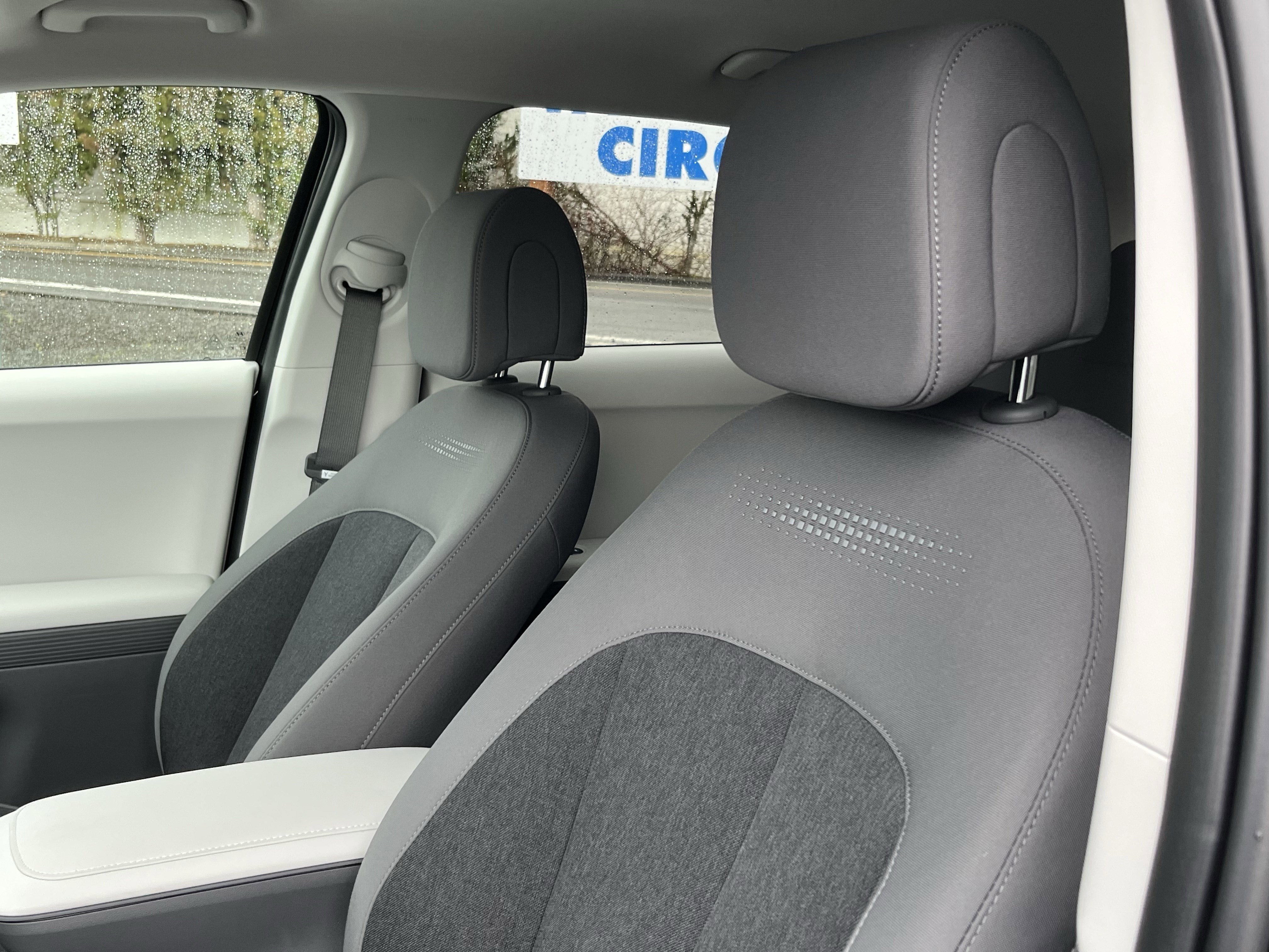 2026 Hyundai IONIQ 5 SE