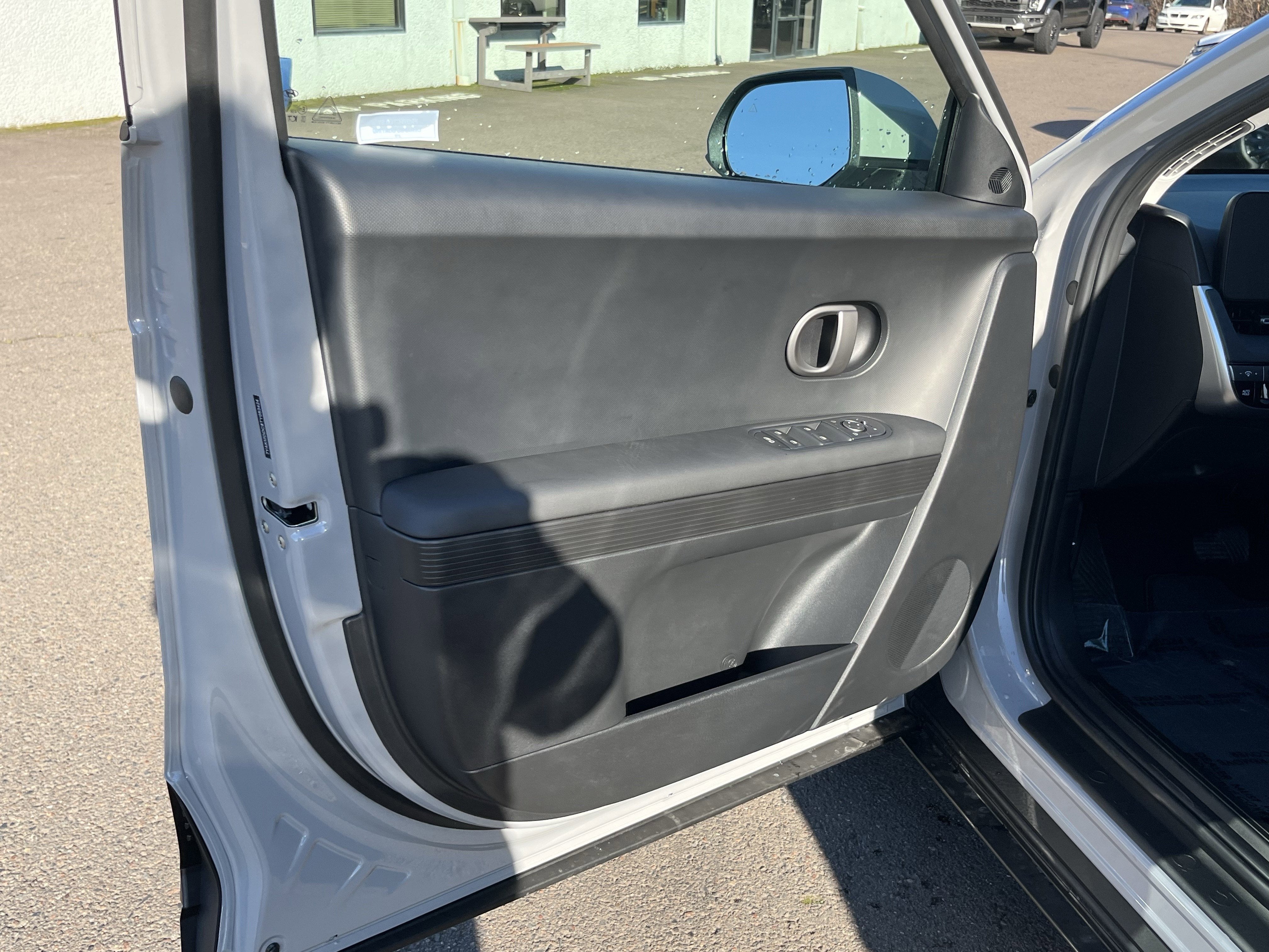 2026 Hyundai IONIQ 5 SE