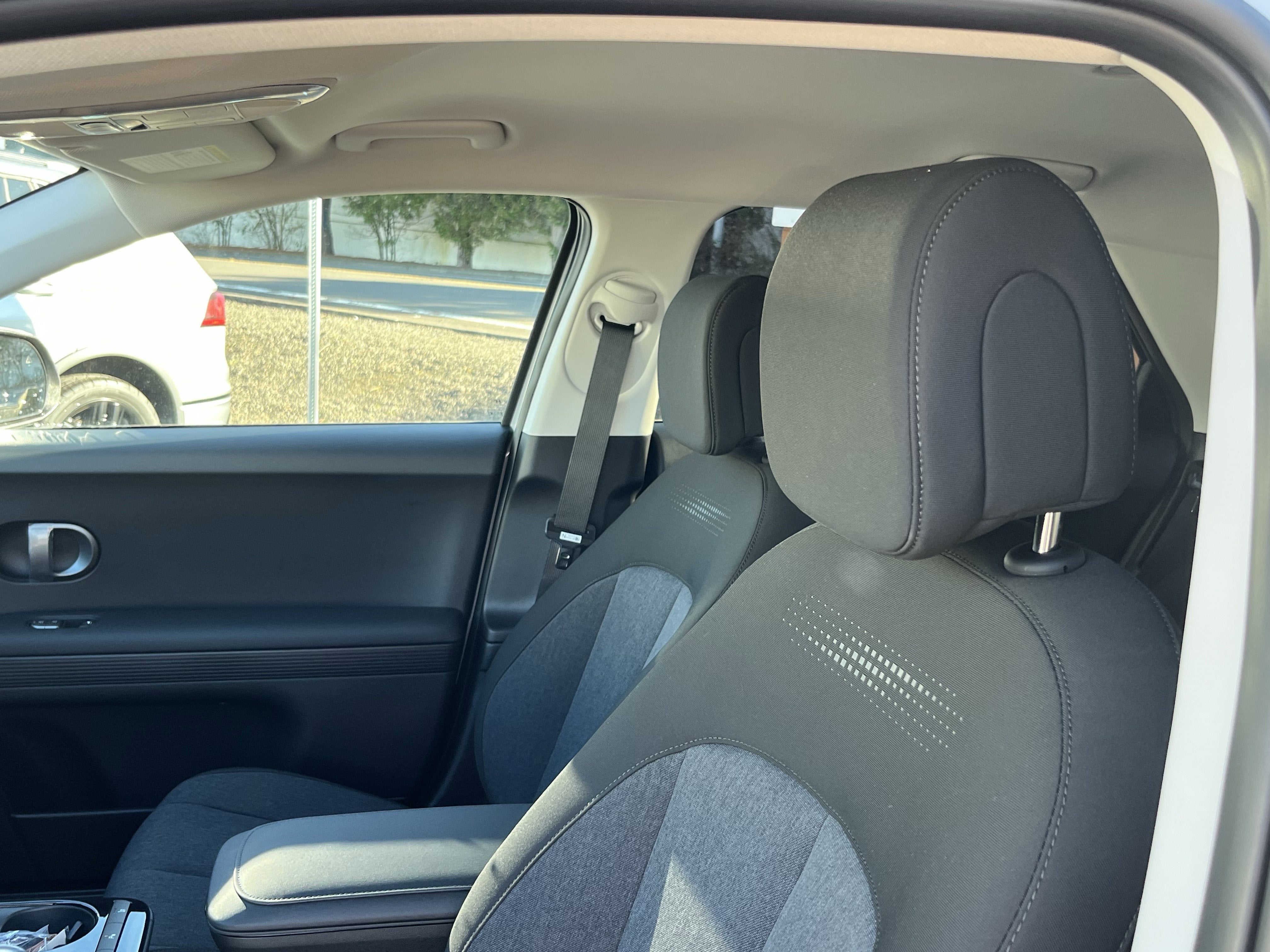 2026 Hyundai IONIQ 5 SE