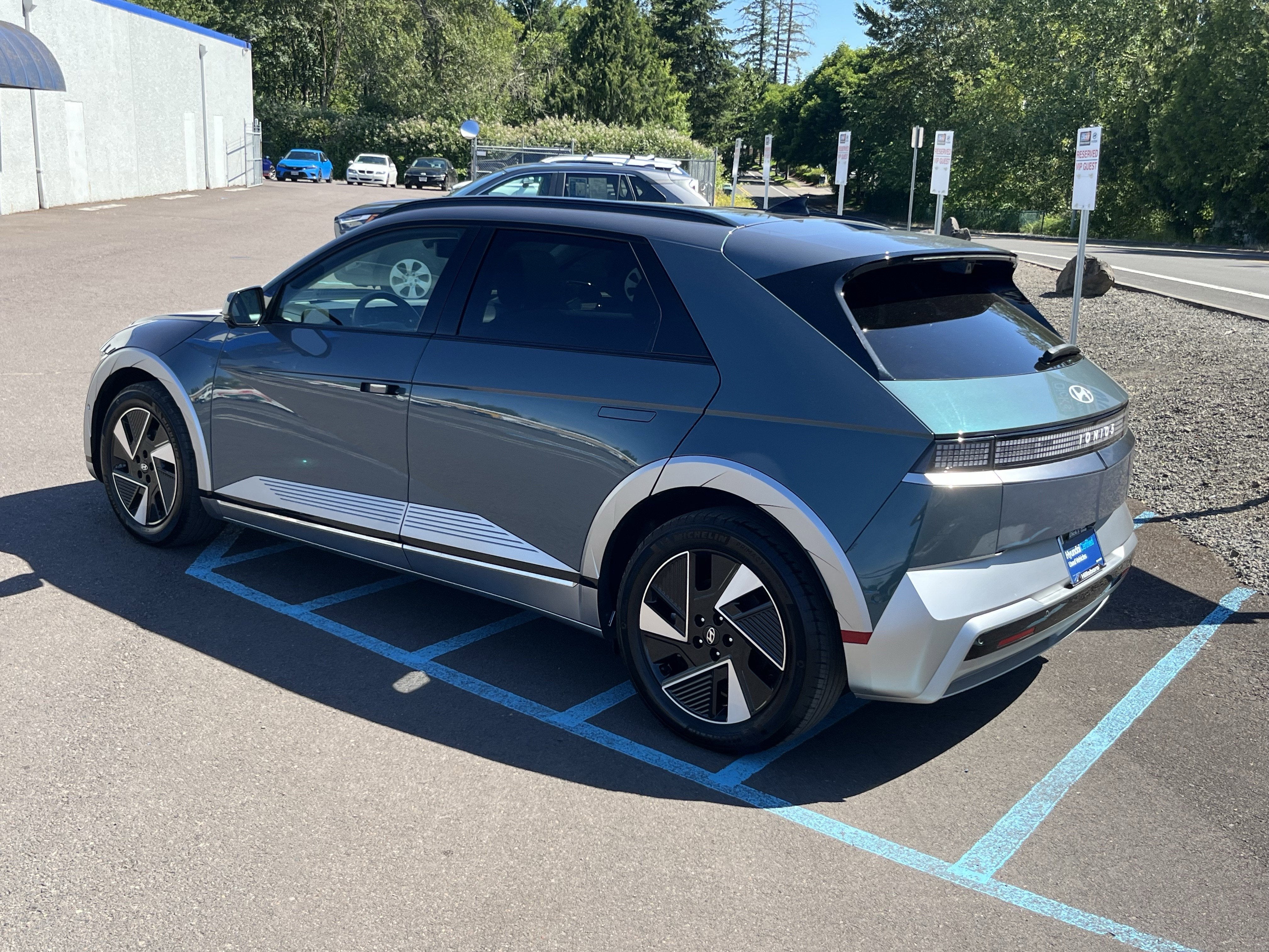 2025 Hyundai IONIQ 5 Limited