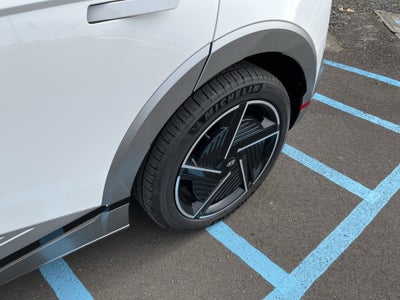 2025 Hyundai IONIQ 5 Limited