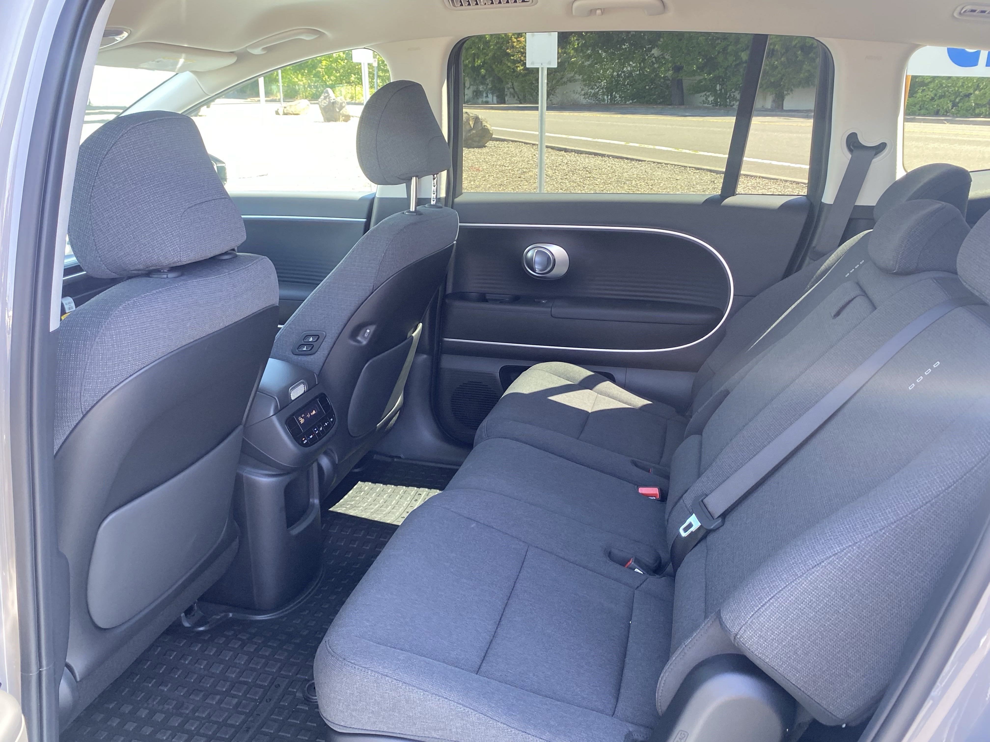 2026 Hyundai IONIQ 9 SE