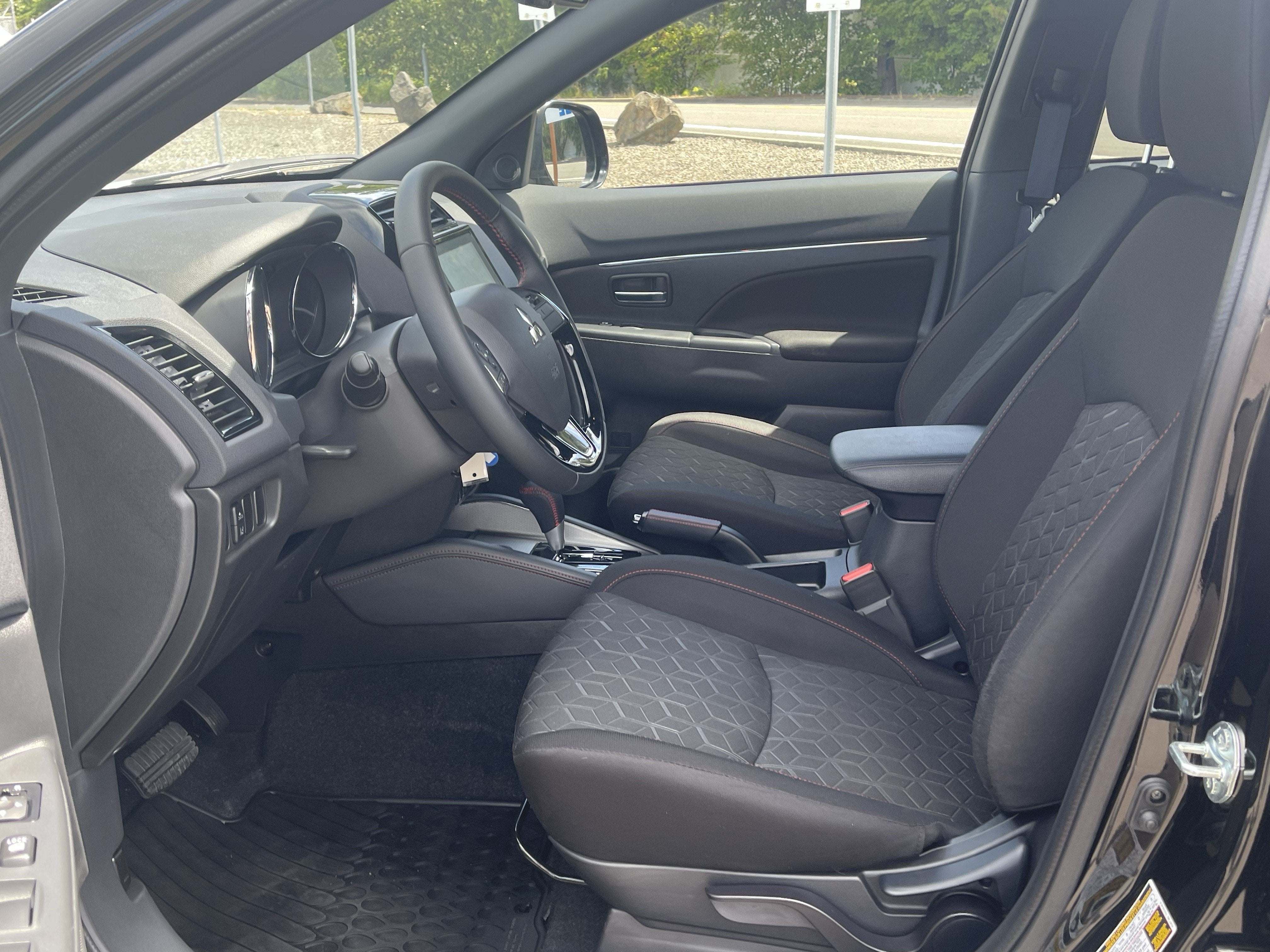 2025 Mitsubishi Outlander Sport Trail Edition
