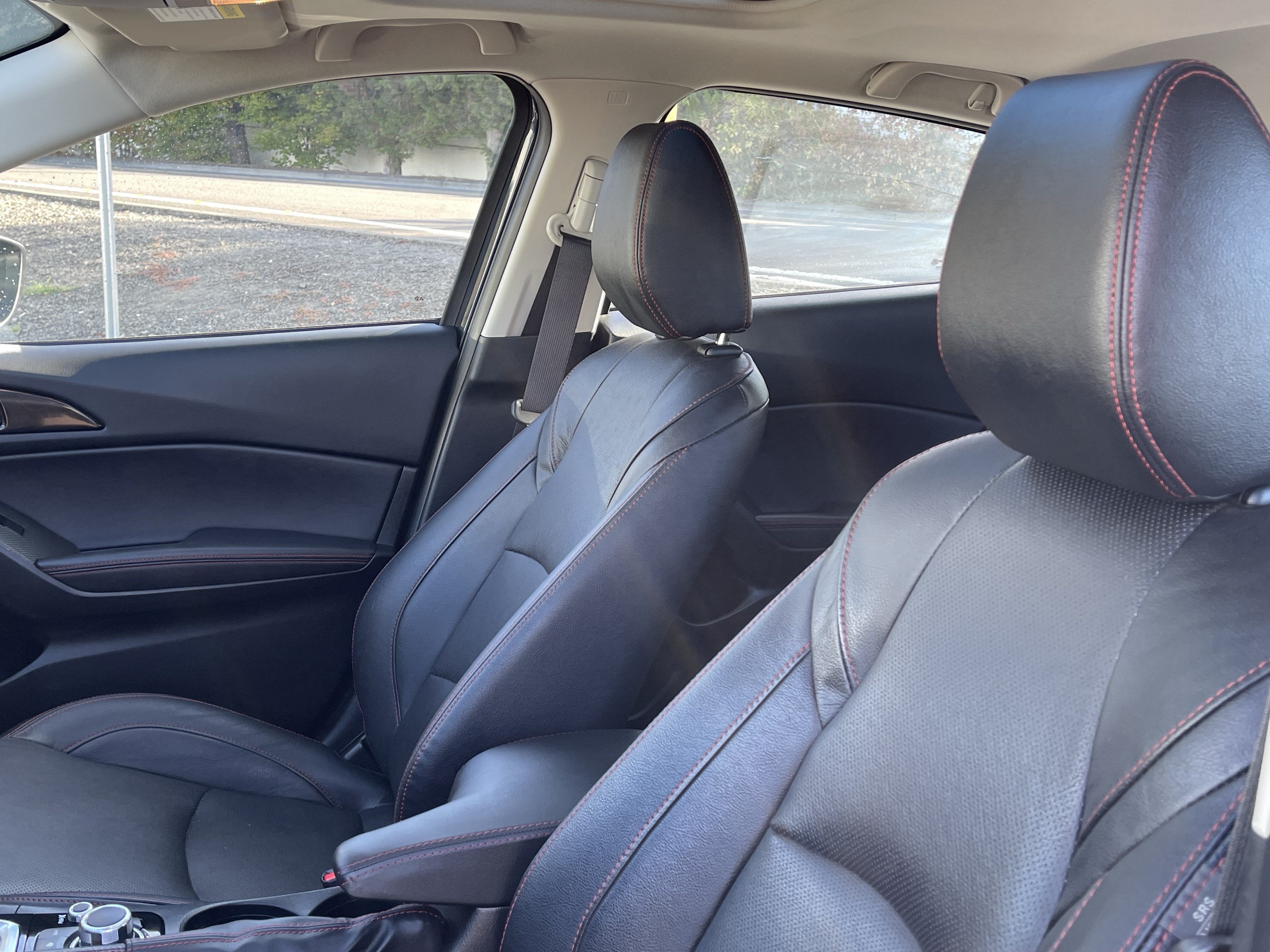 2016 Mazda Mazda3 s Grand Touring