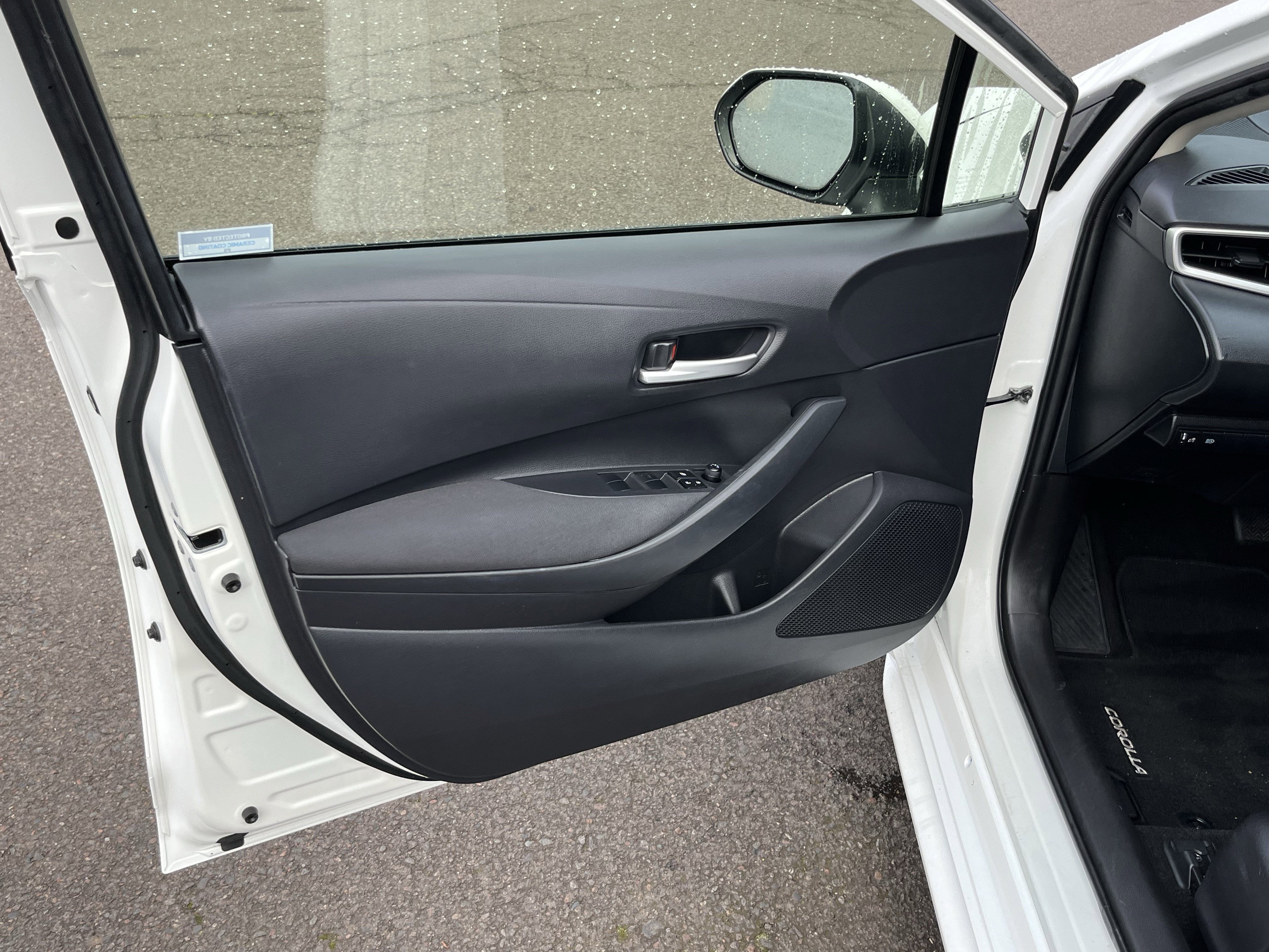 2021 Toyota Corolla Hybrid LE