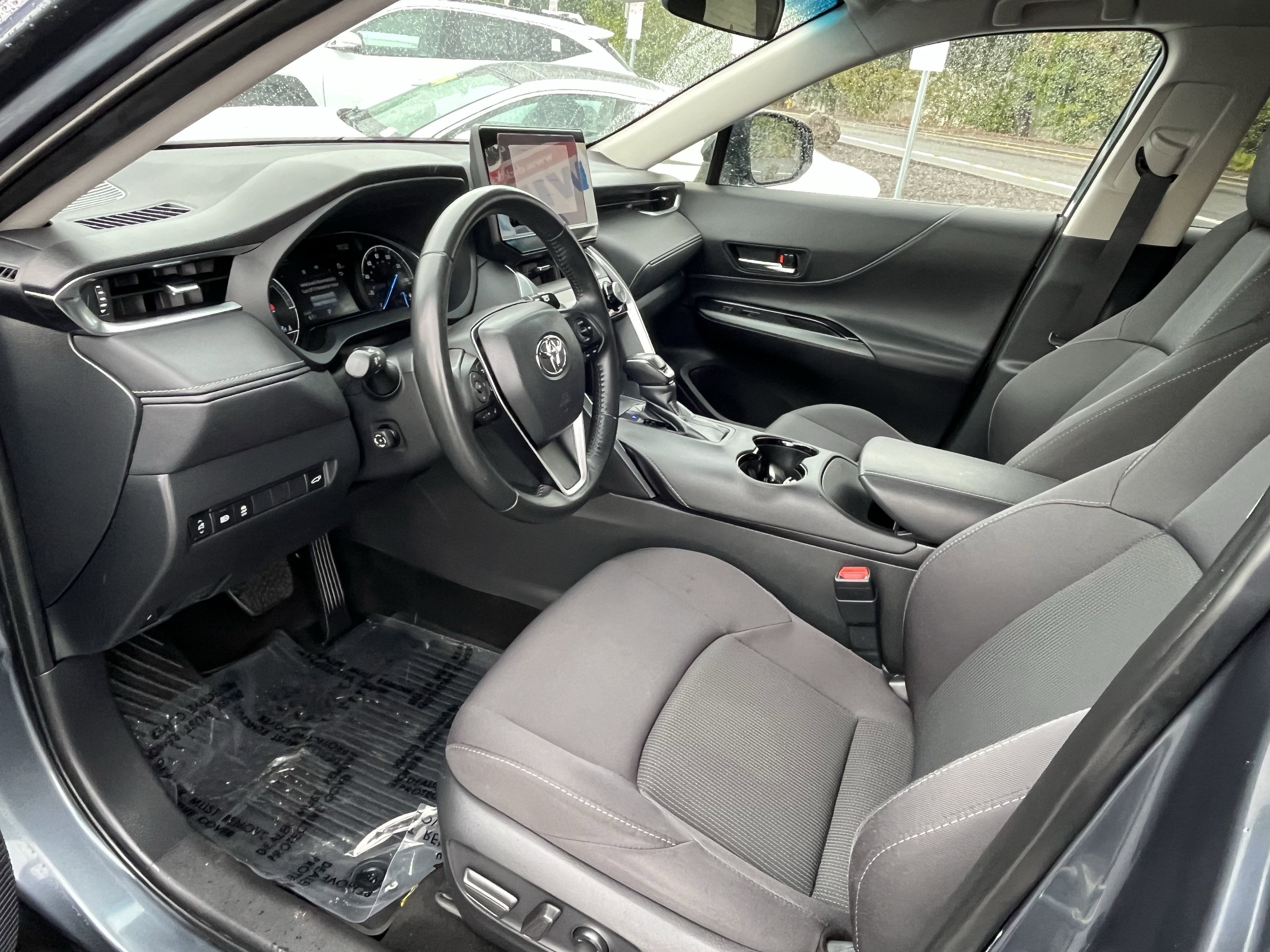 2024 Toyota Venza LE