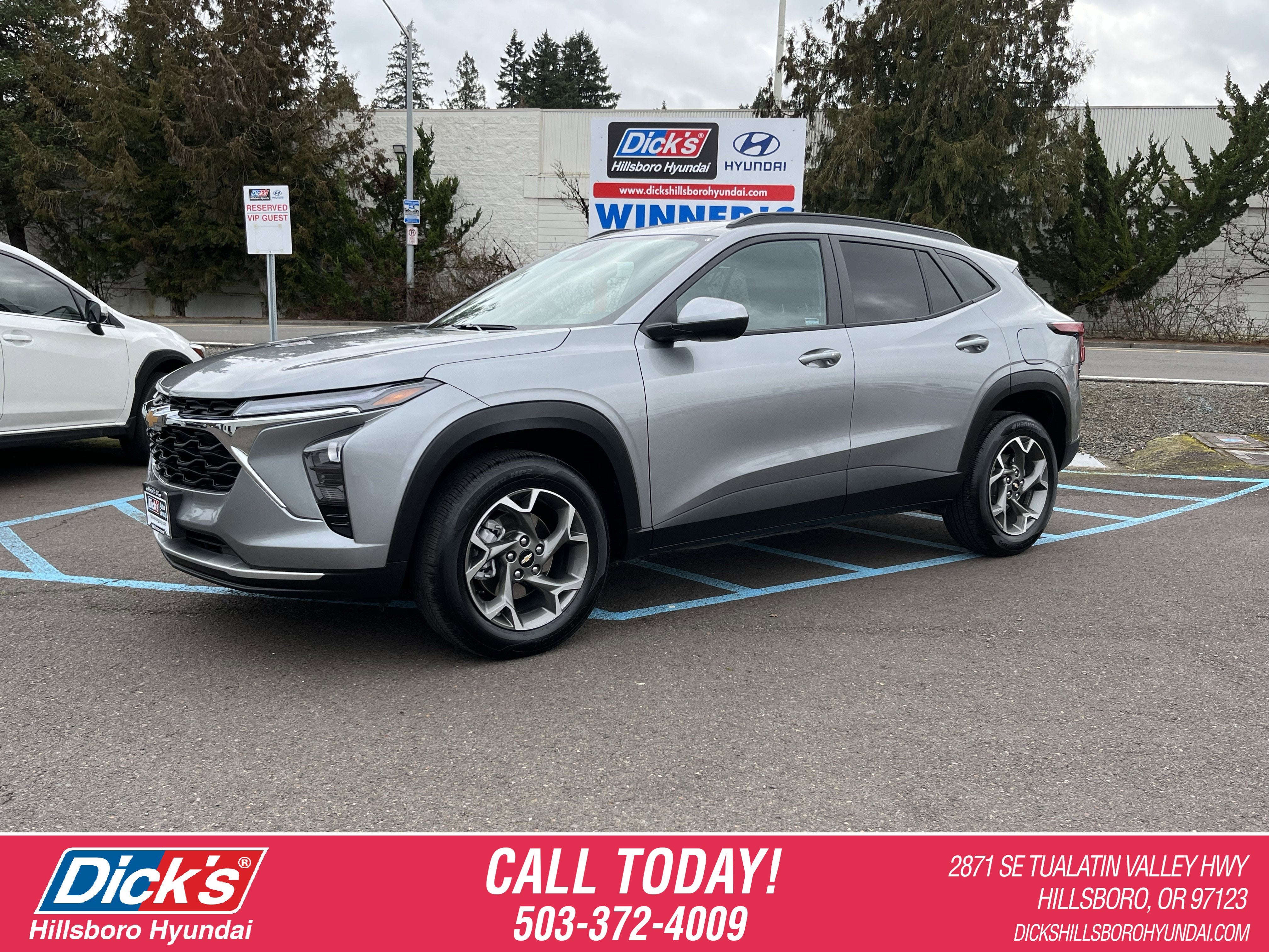 2025 Chevrolet Trax LT