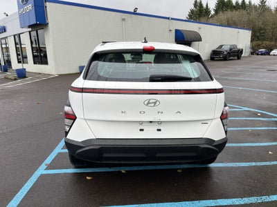 2026 Hyundai KONA SE