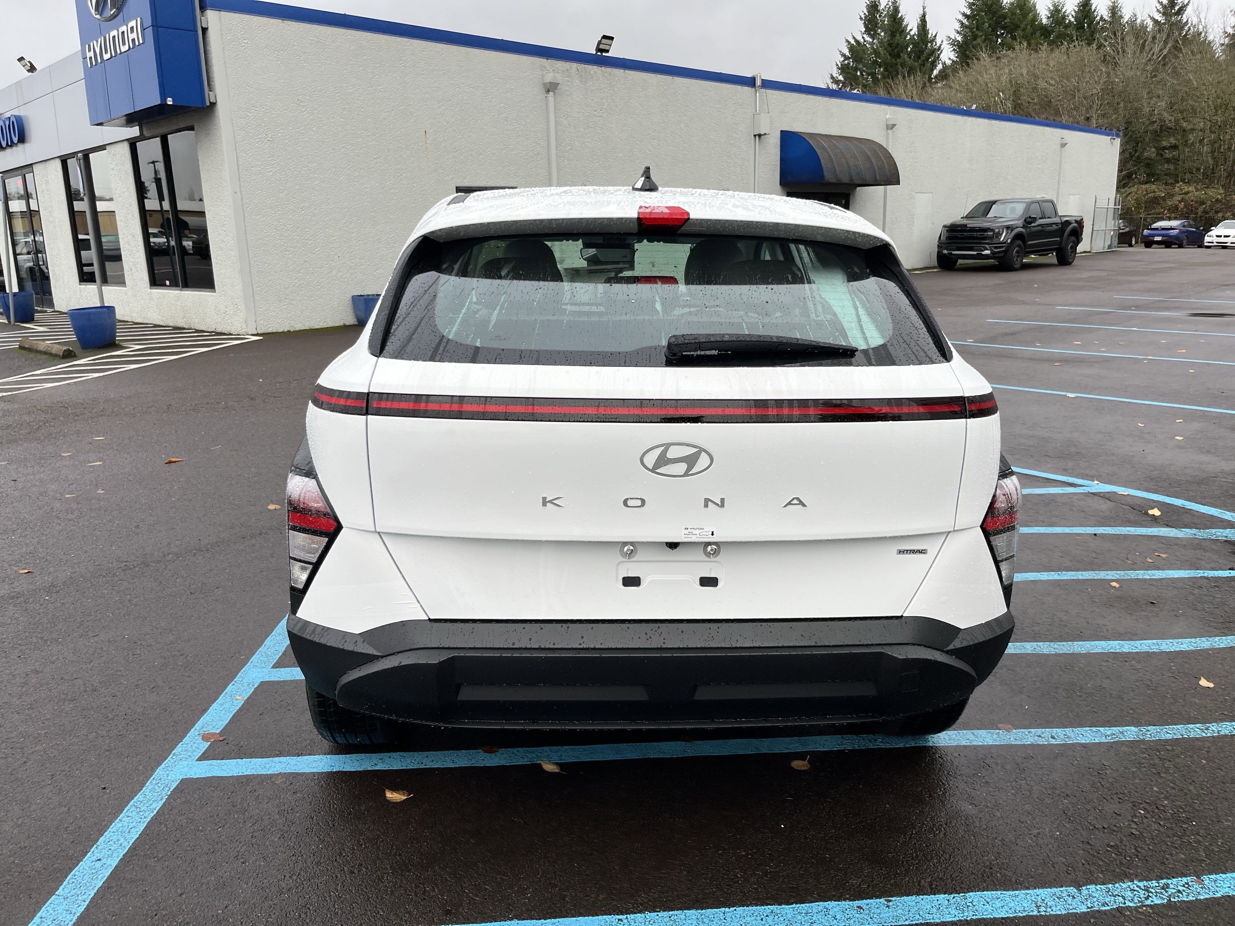 2026 Hyundai KONA SE