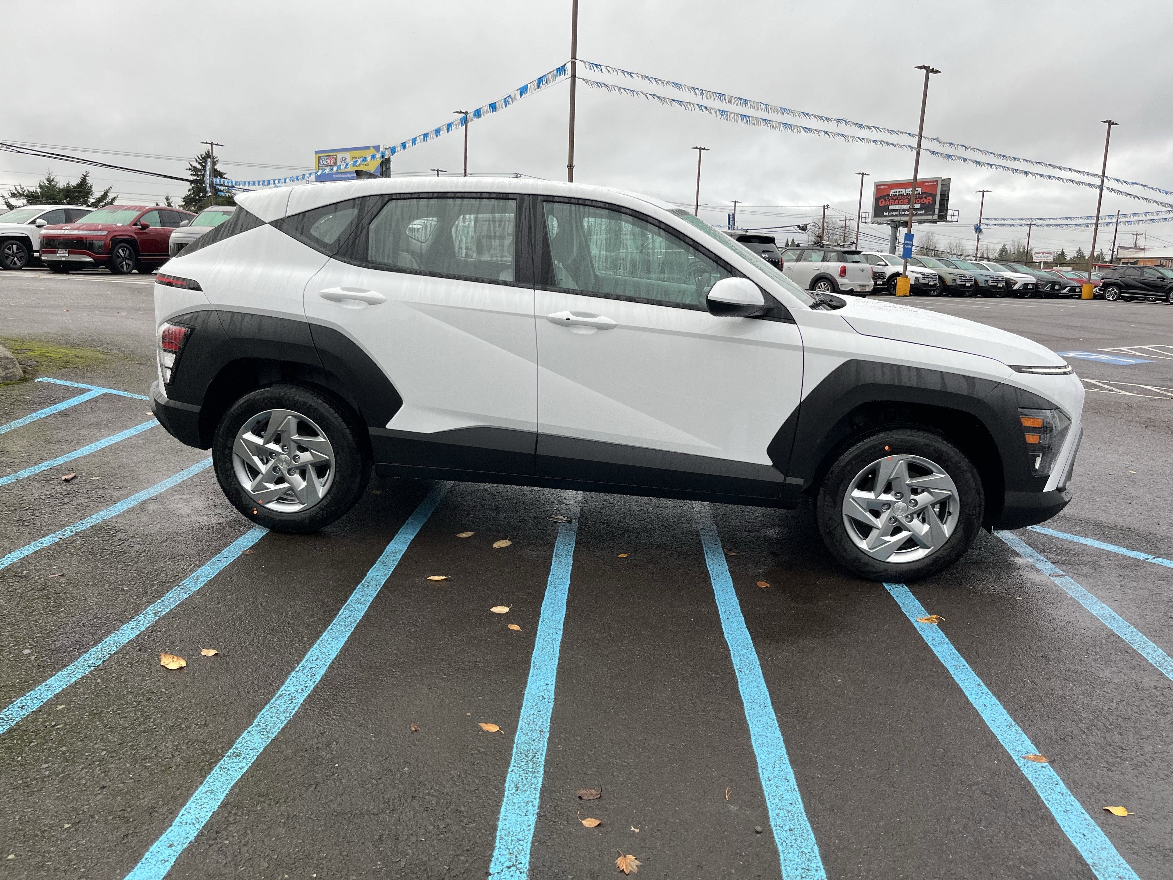 2026 Hyundai KONA SE