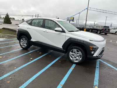 2026 Hyundai KONA SE