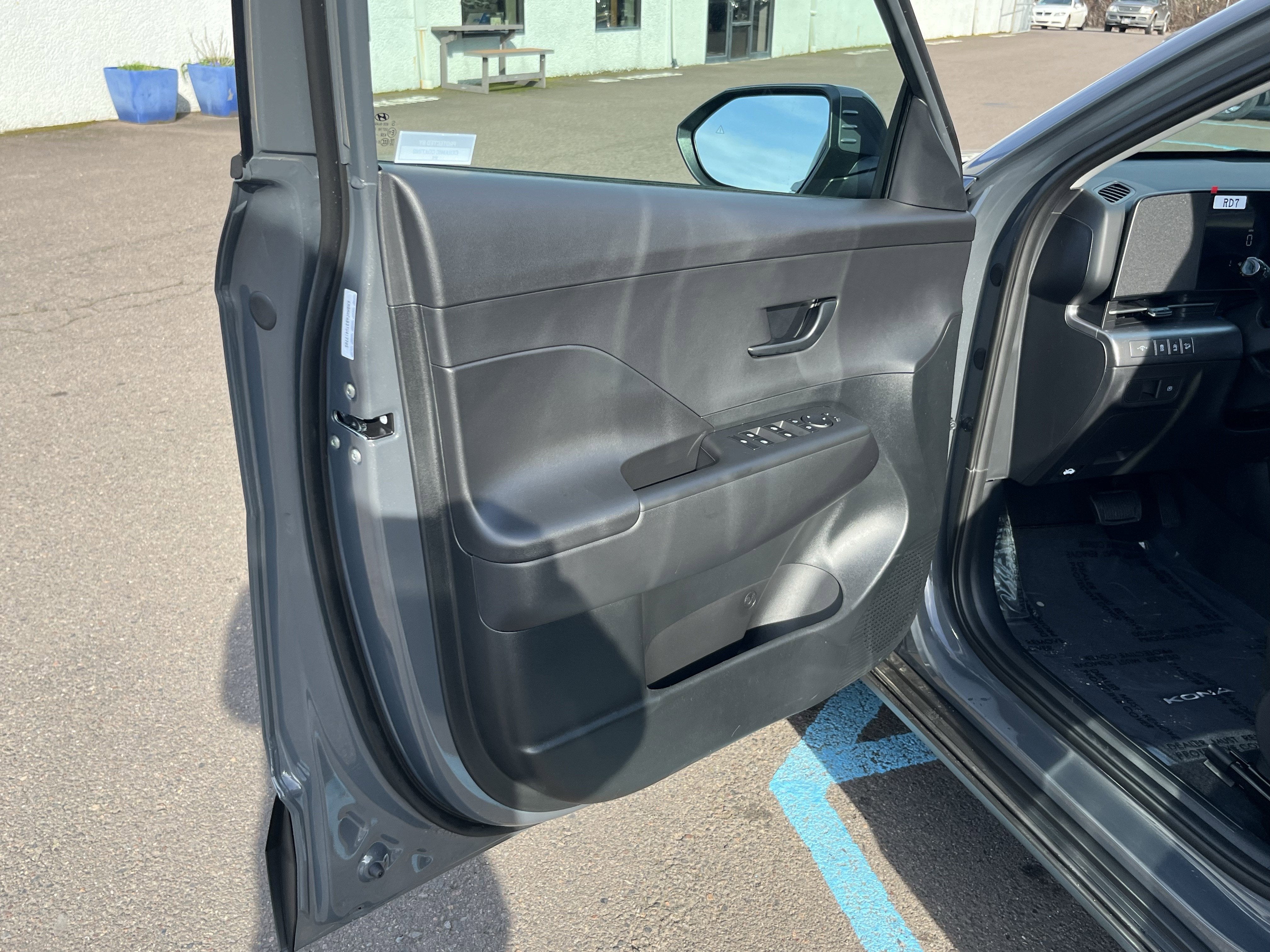 2026 Hyundai KONA SE AWD