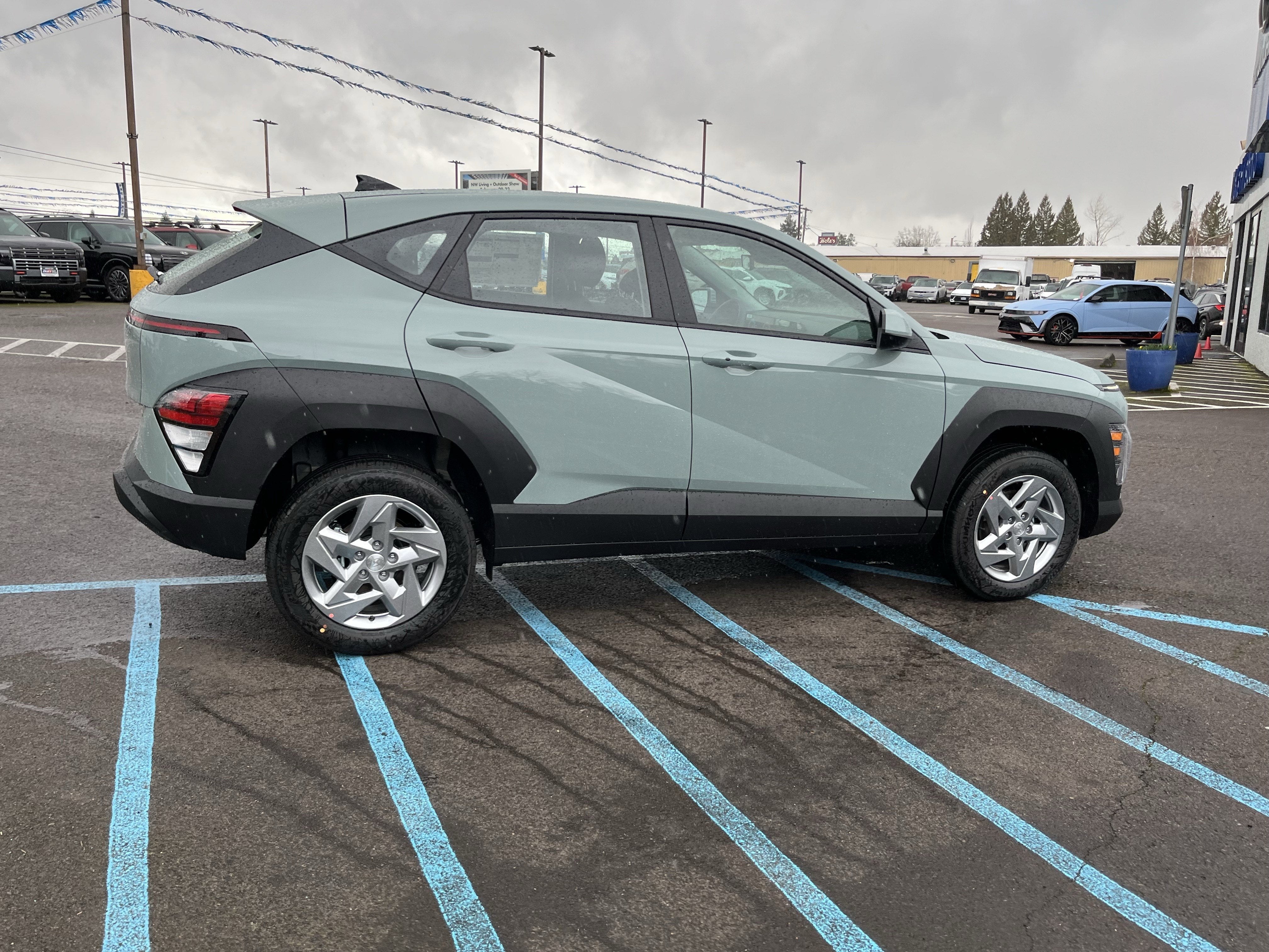 2026 Hyundai KONA SE