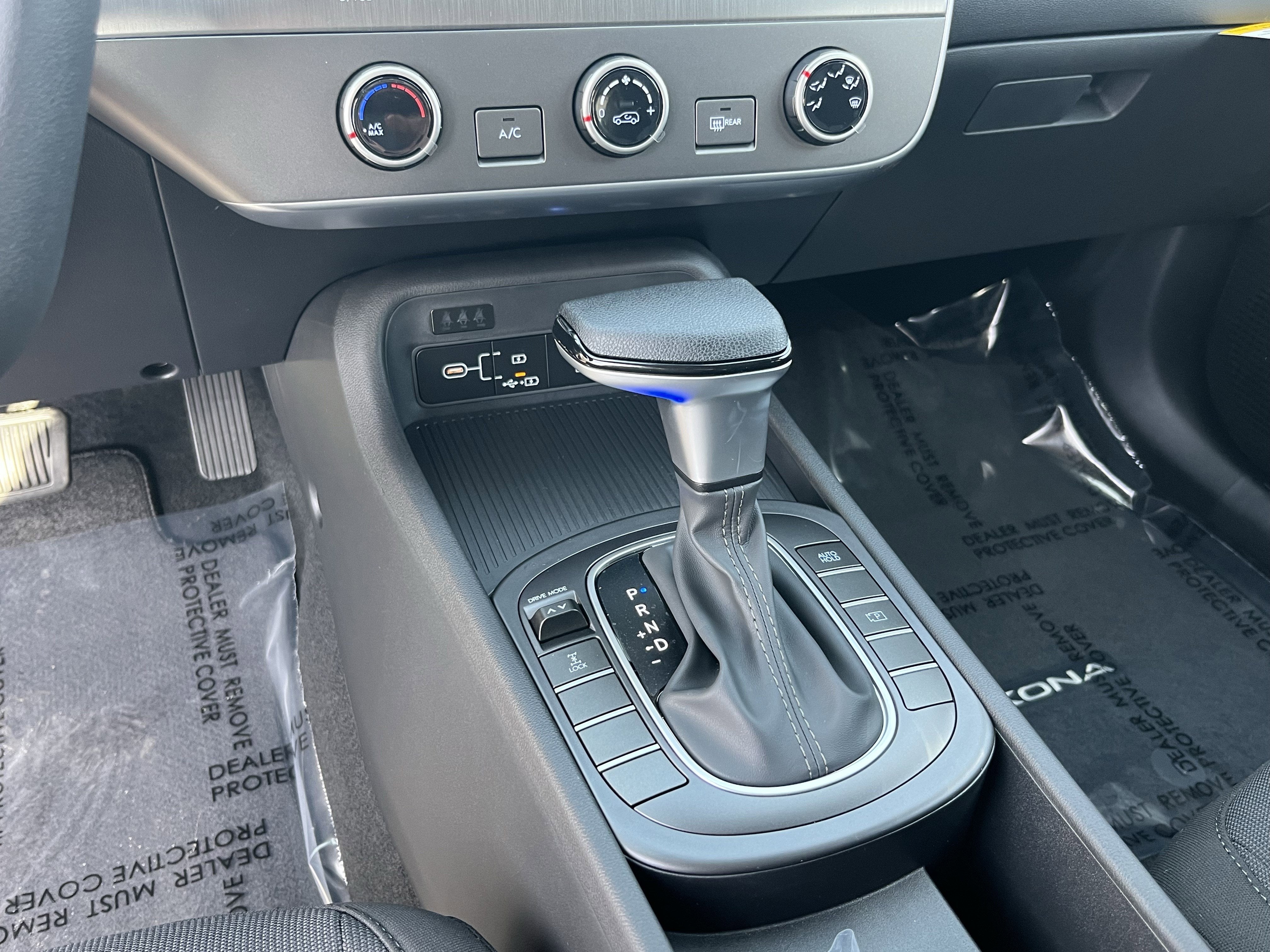 2026 Hyundai KONA SE AWD