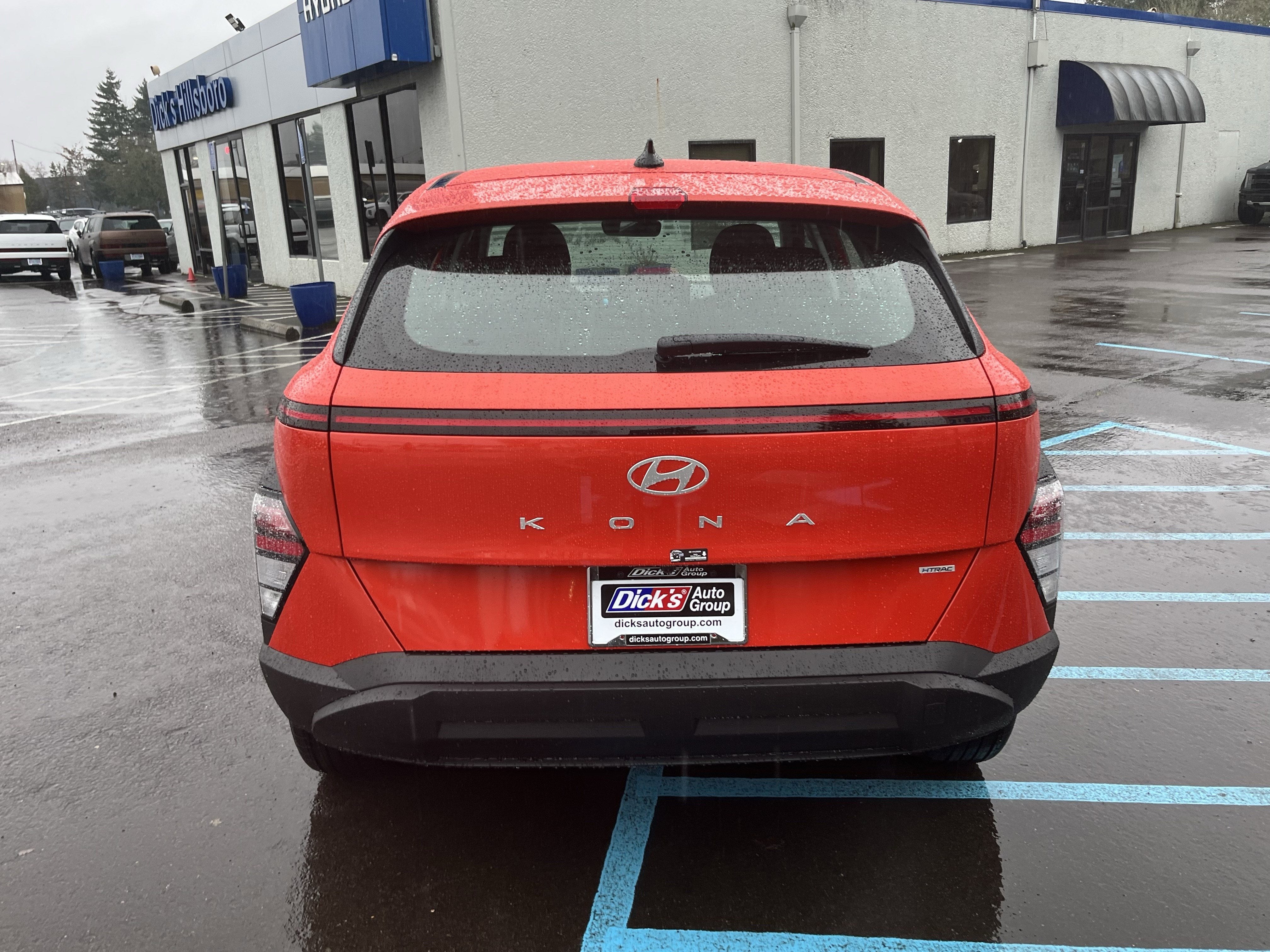 2026 Hyundai KONA SE