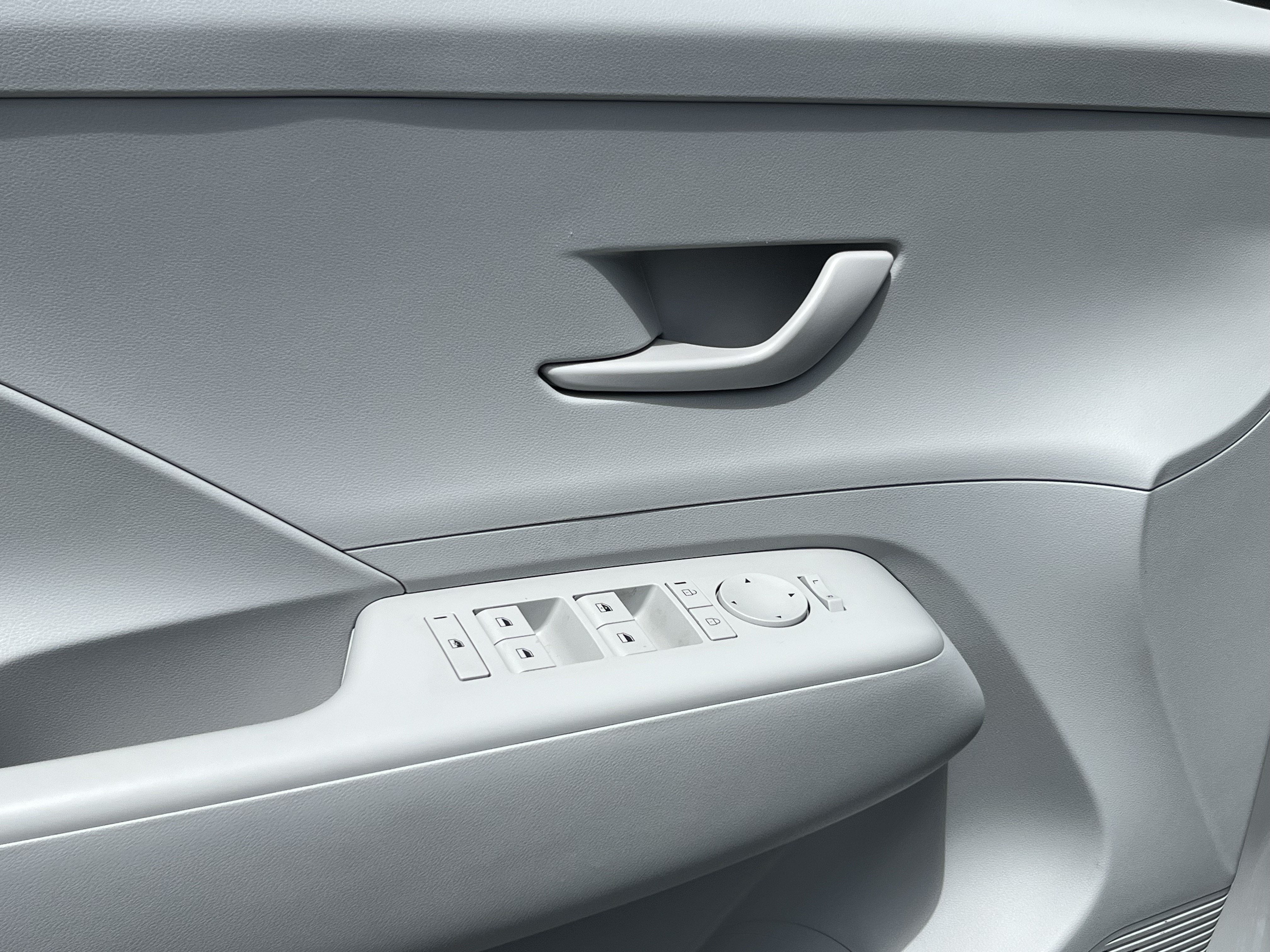 2024 Hyundai KONA ELECTRIC SEL