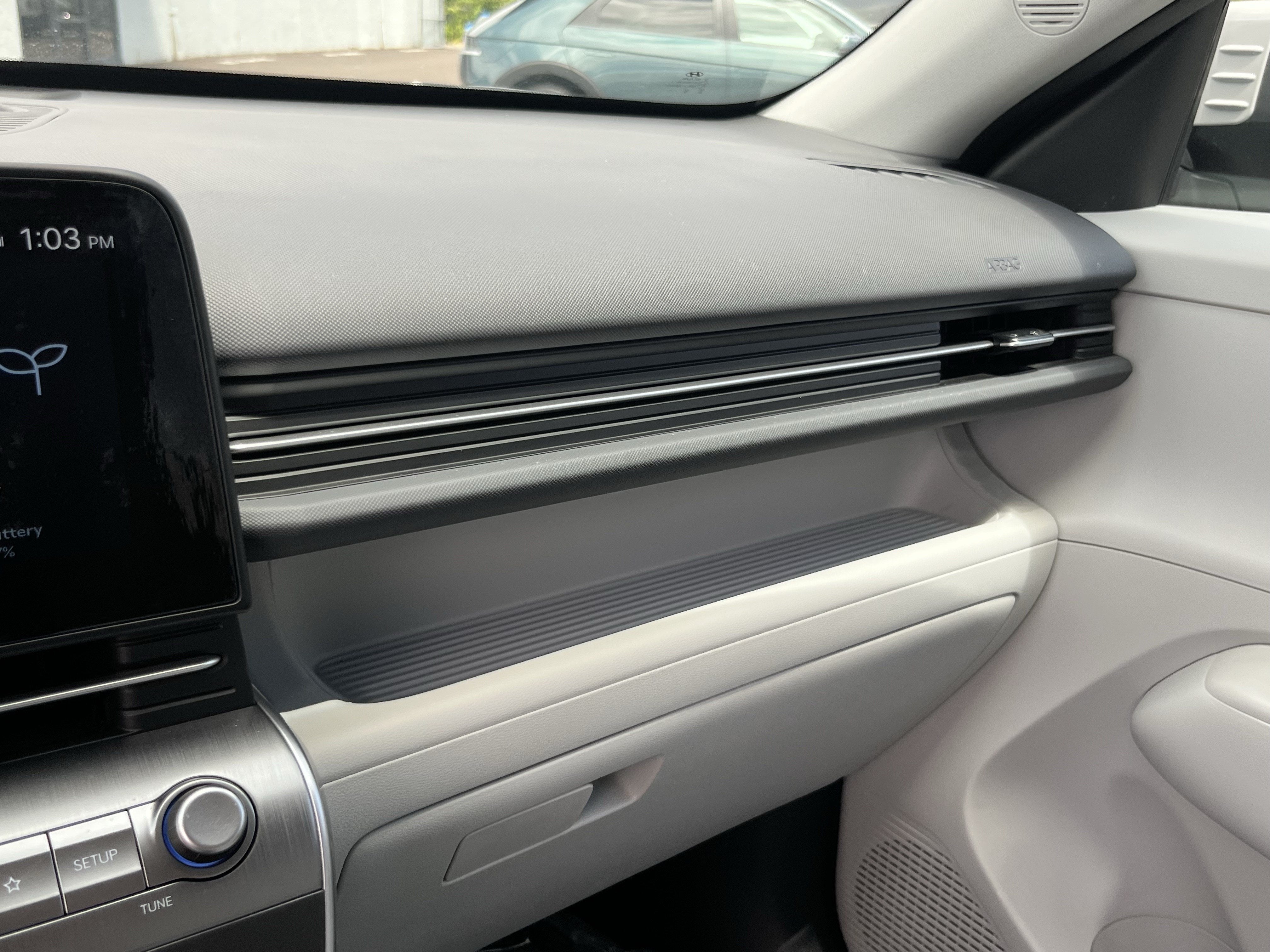2024 Hyundai KONA ELECTRIC SEL