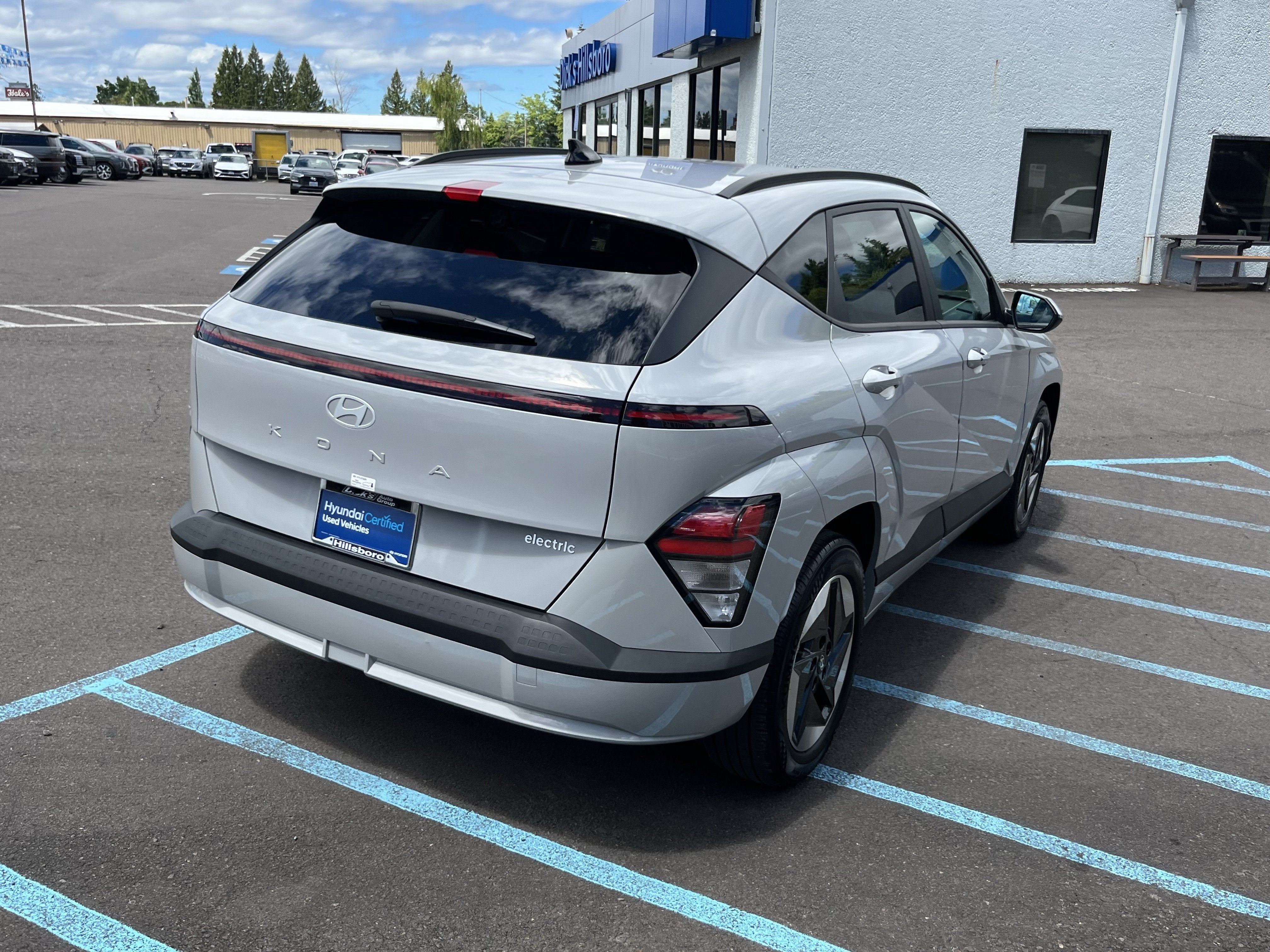 2024 Hyundai KONA ELECTRIC SEL