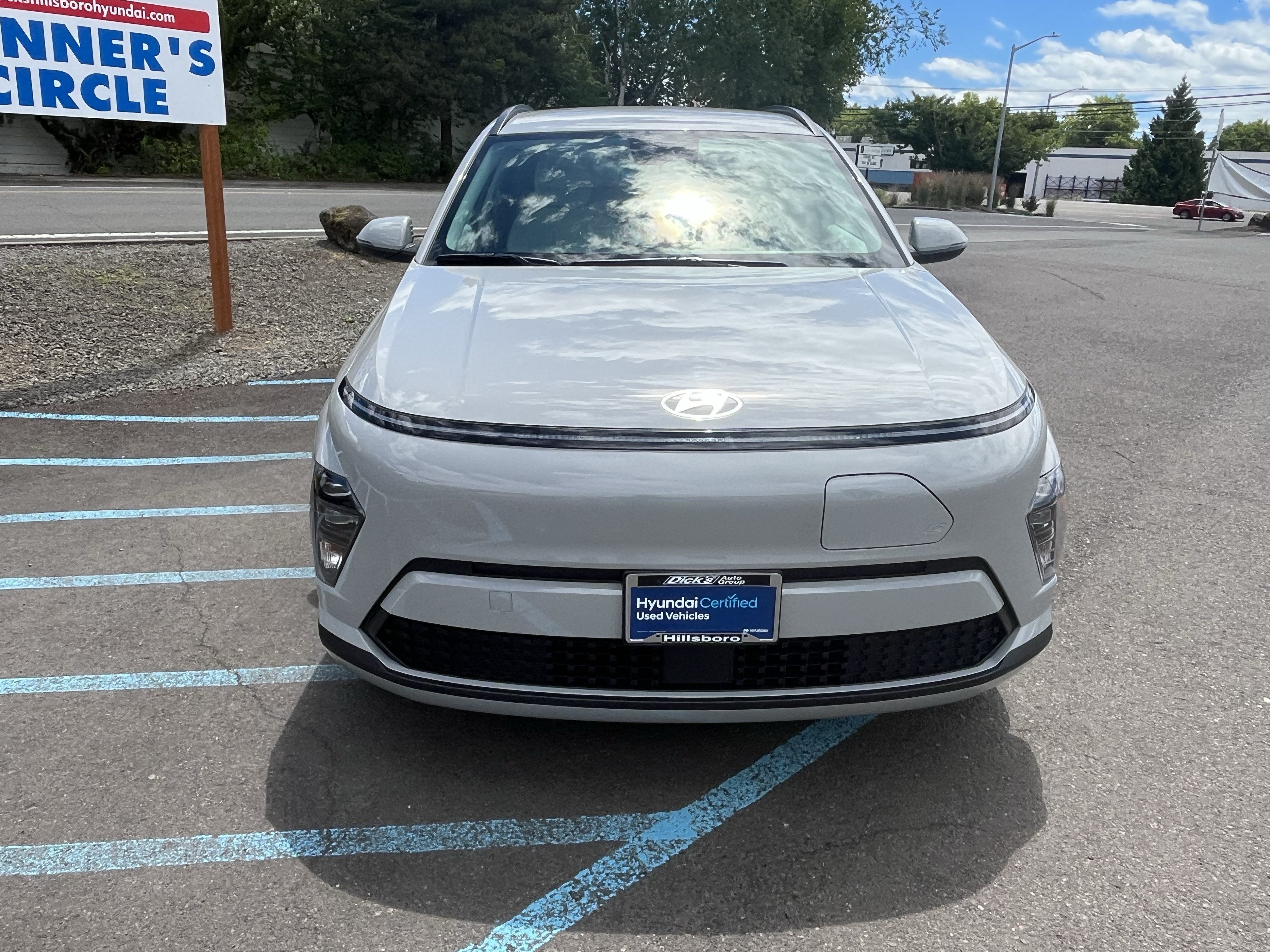 2024 Hyundai KONA ELECTRIC SEL
