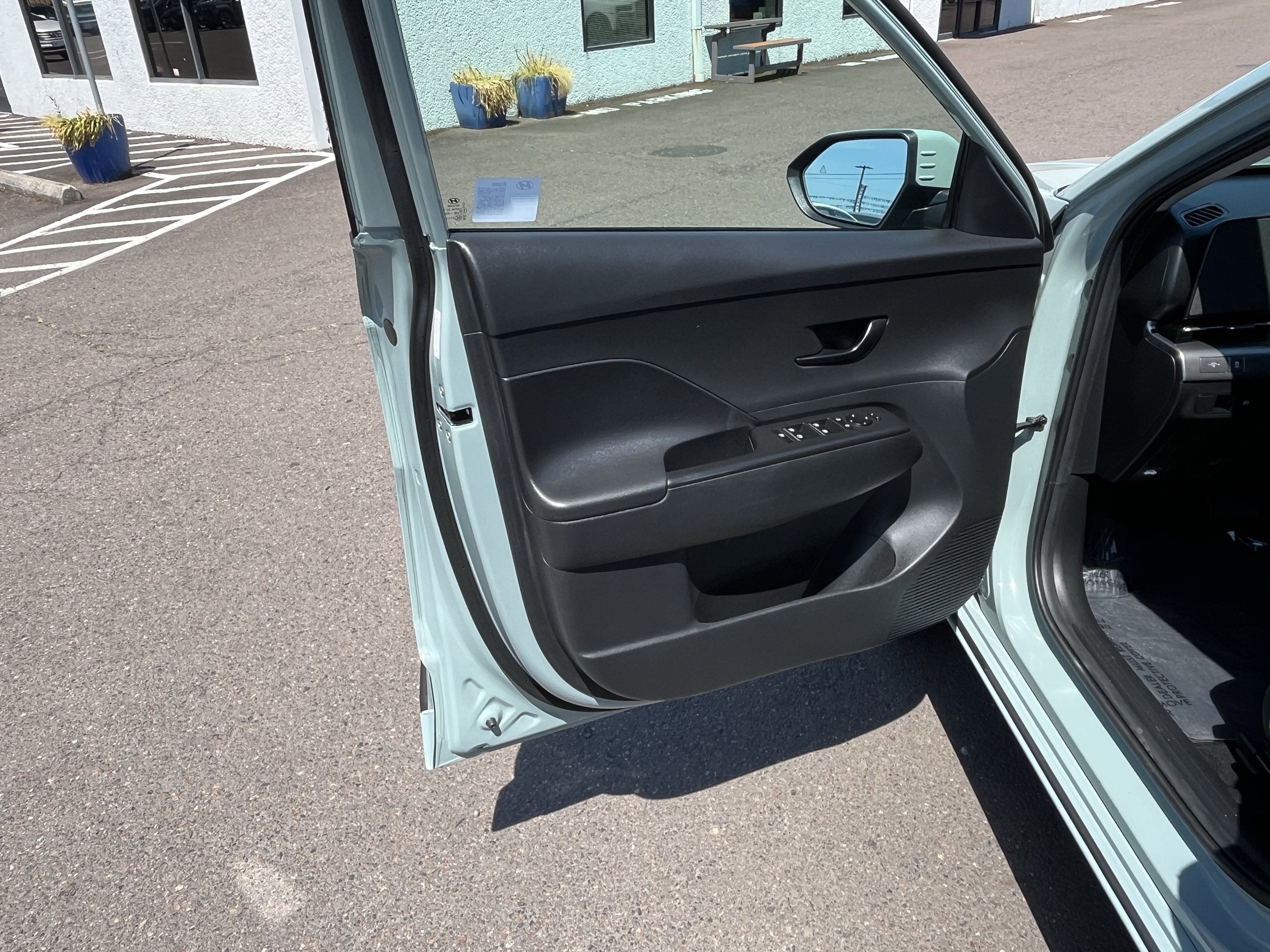 2024 Hyundai KONA ELECTRIC SEL