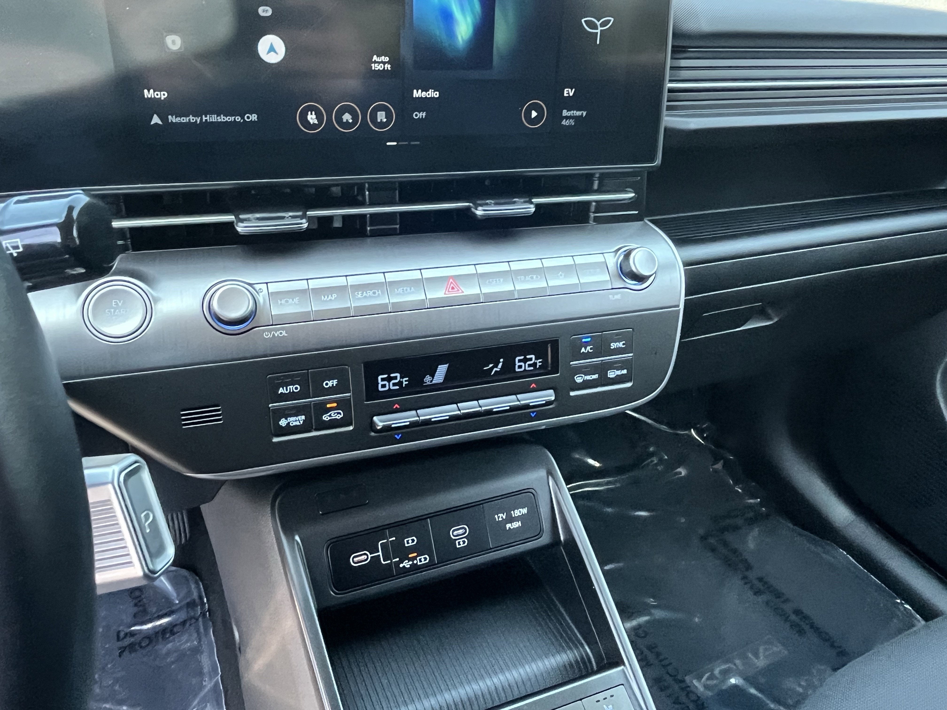 2024 Hyundai KONA ELECTRIC SEL