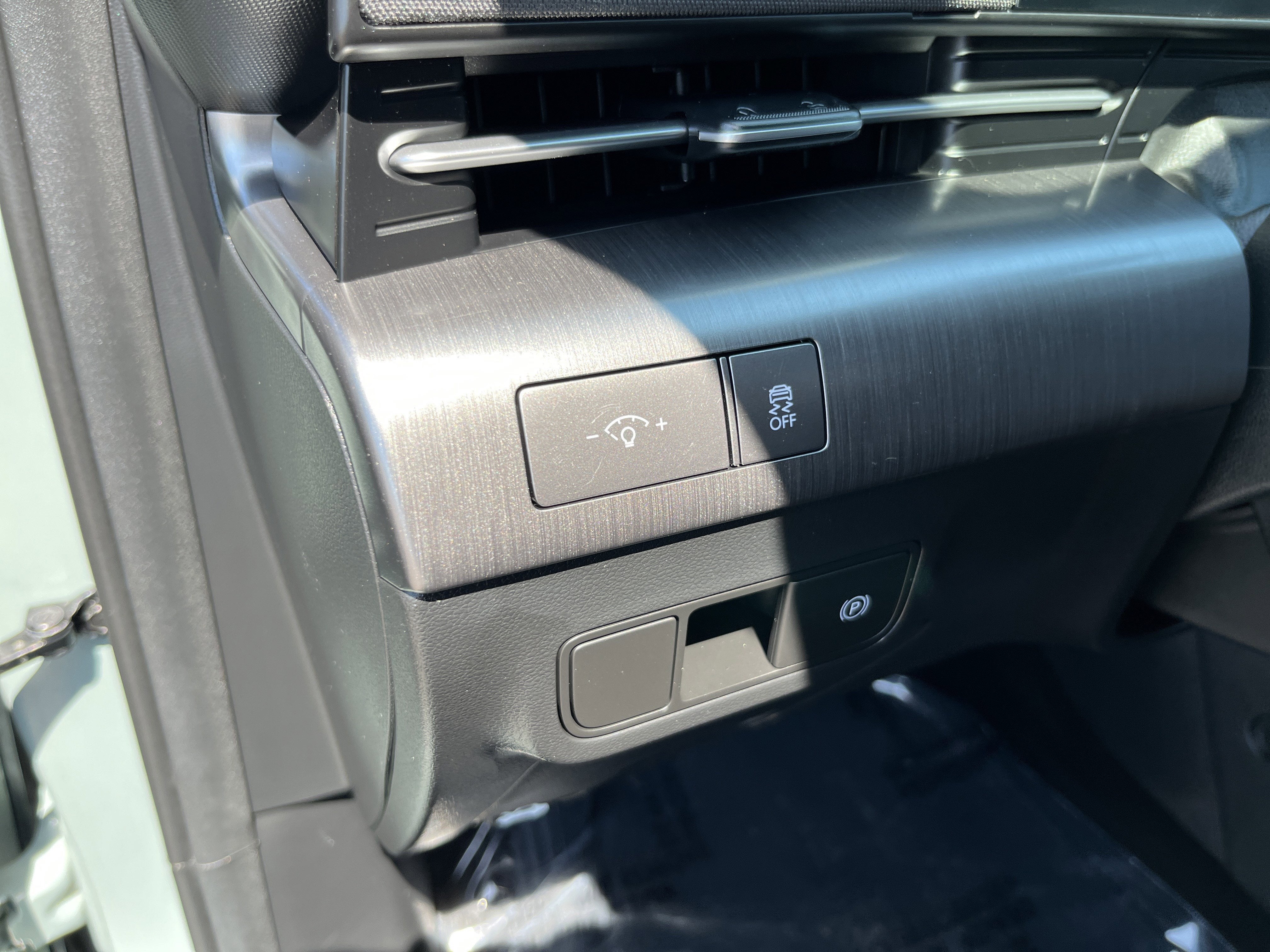 2024 Hyundai KONA ELECTRIC SEL