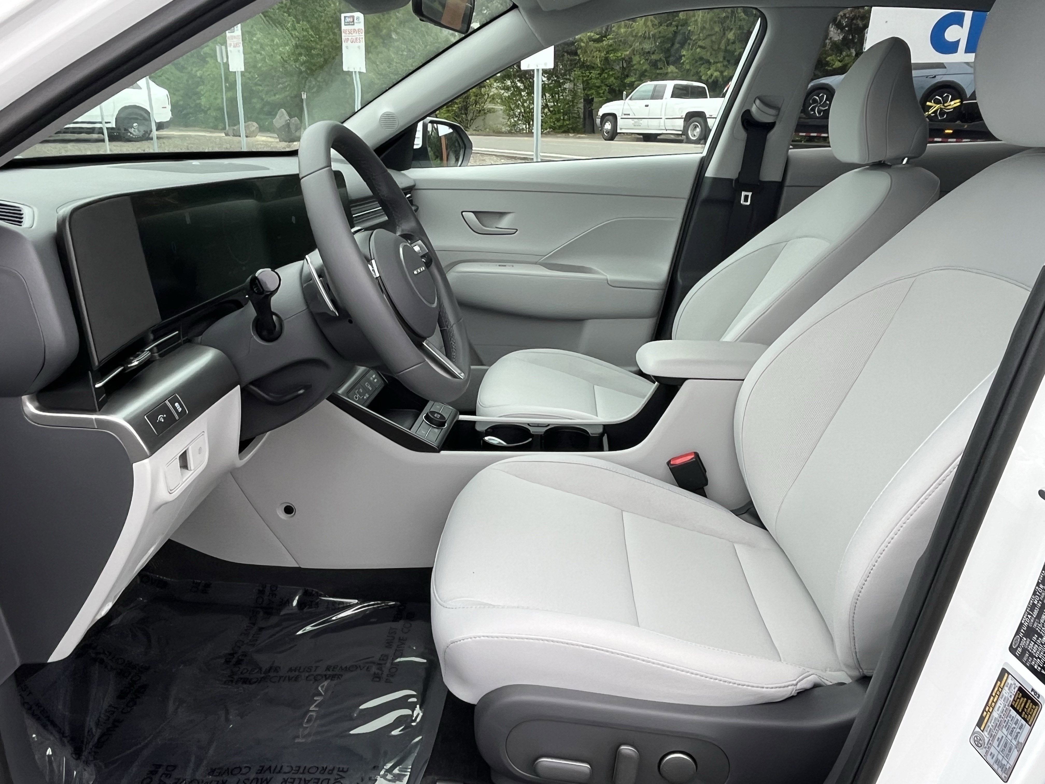 2024 Hyundai KONA ELECTRIC SEL