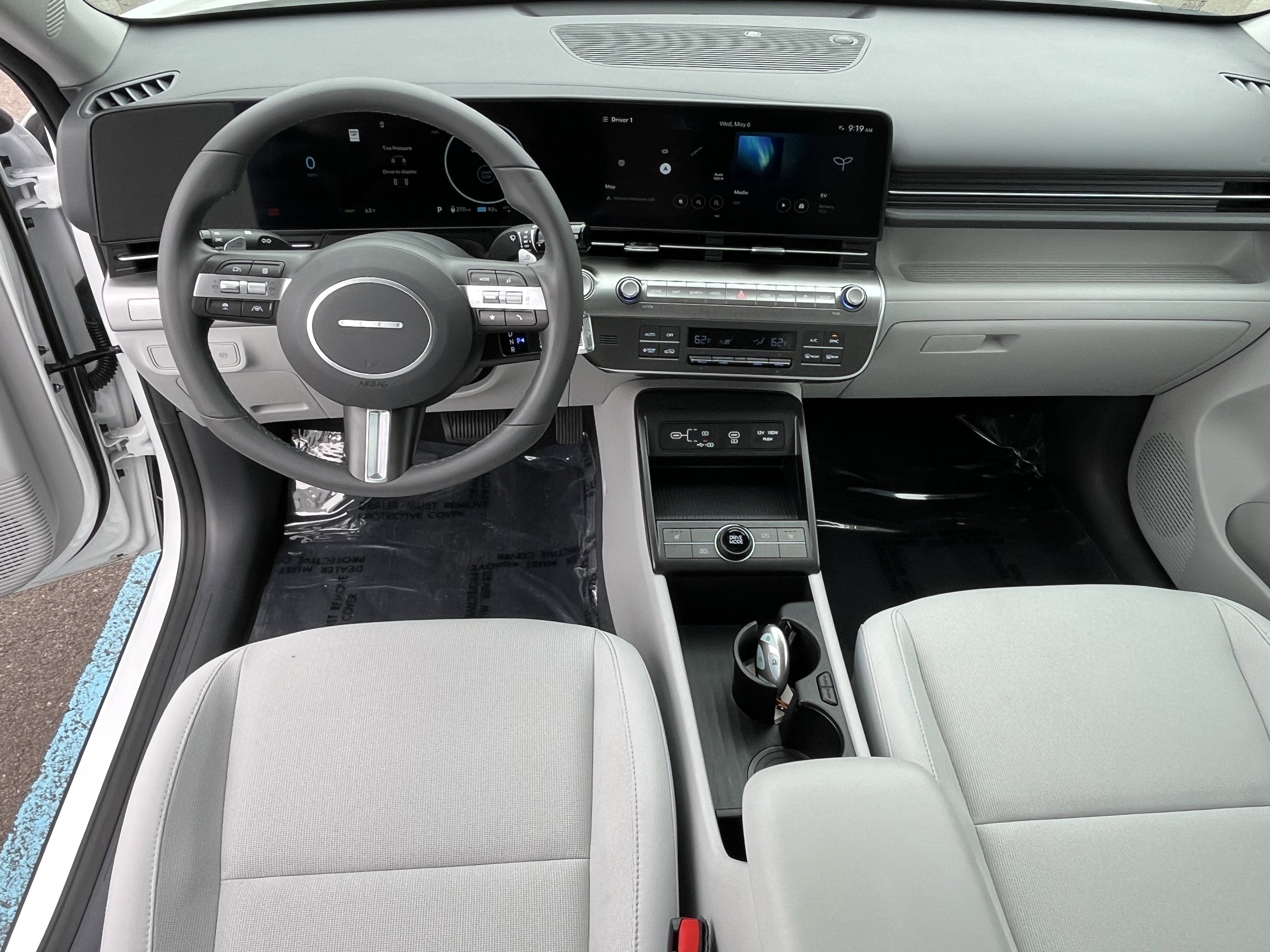 2024 Hyundai KONA ELECTRIC SEL