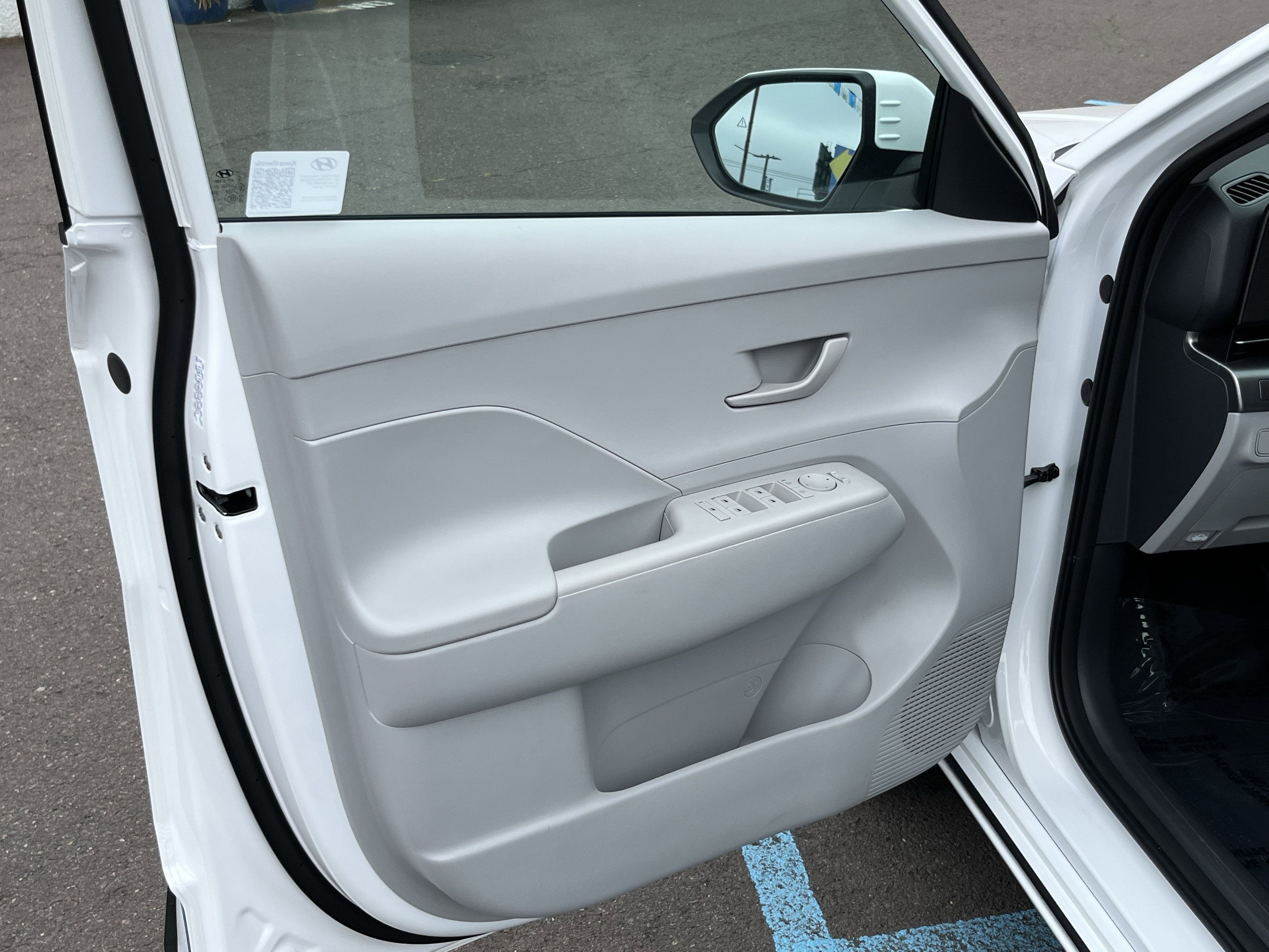 2024 Hyundai KONA ELECTRIC SEL