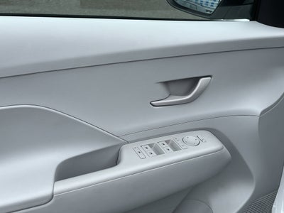 2024 Hyundai KONA ELECTRIC SEL