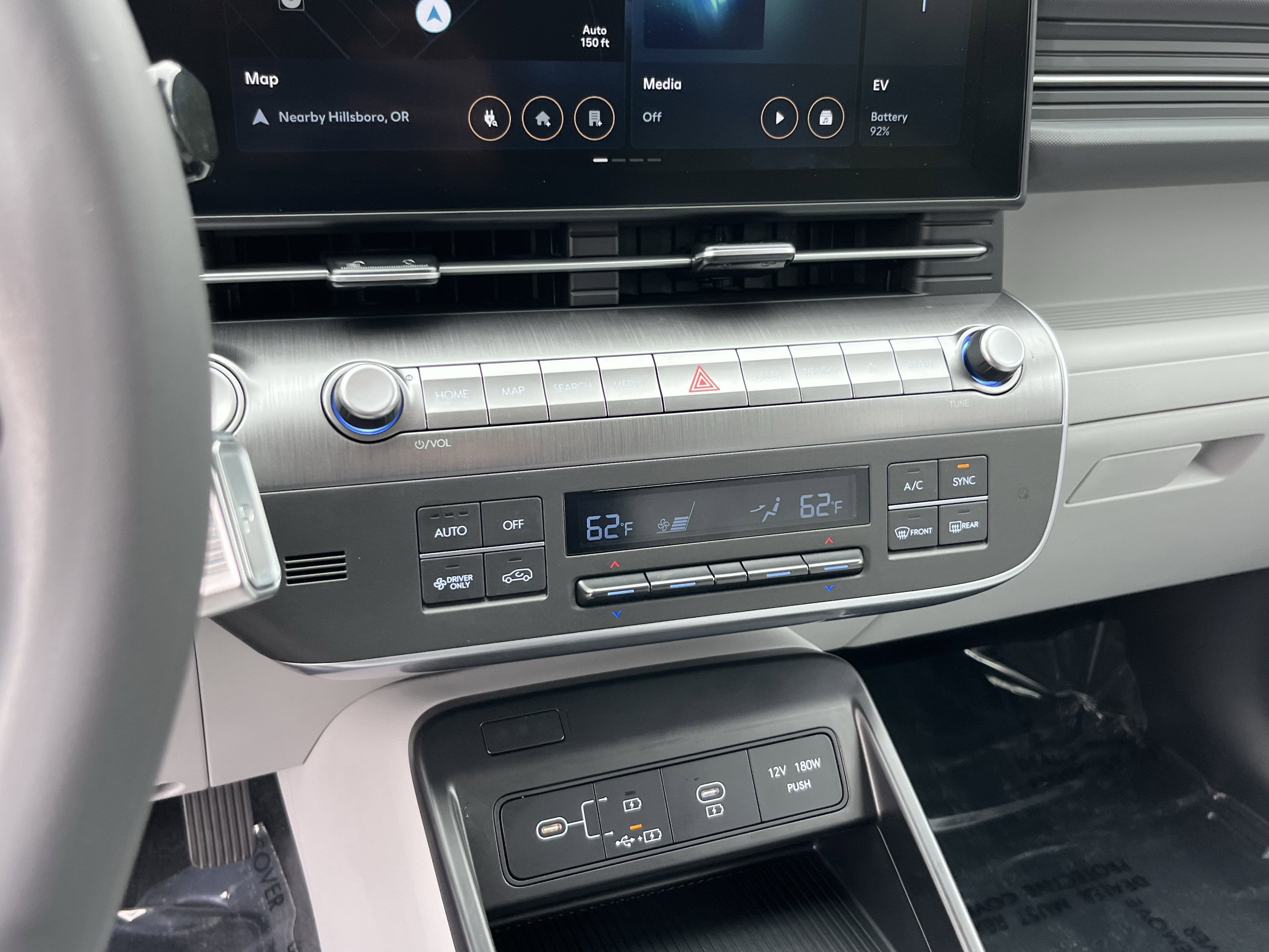 2024 Hyundai KONA ELECTRIC SEL
