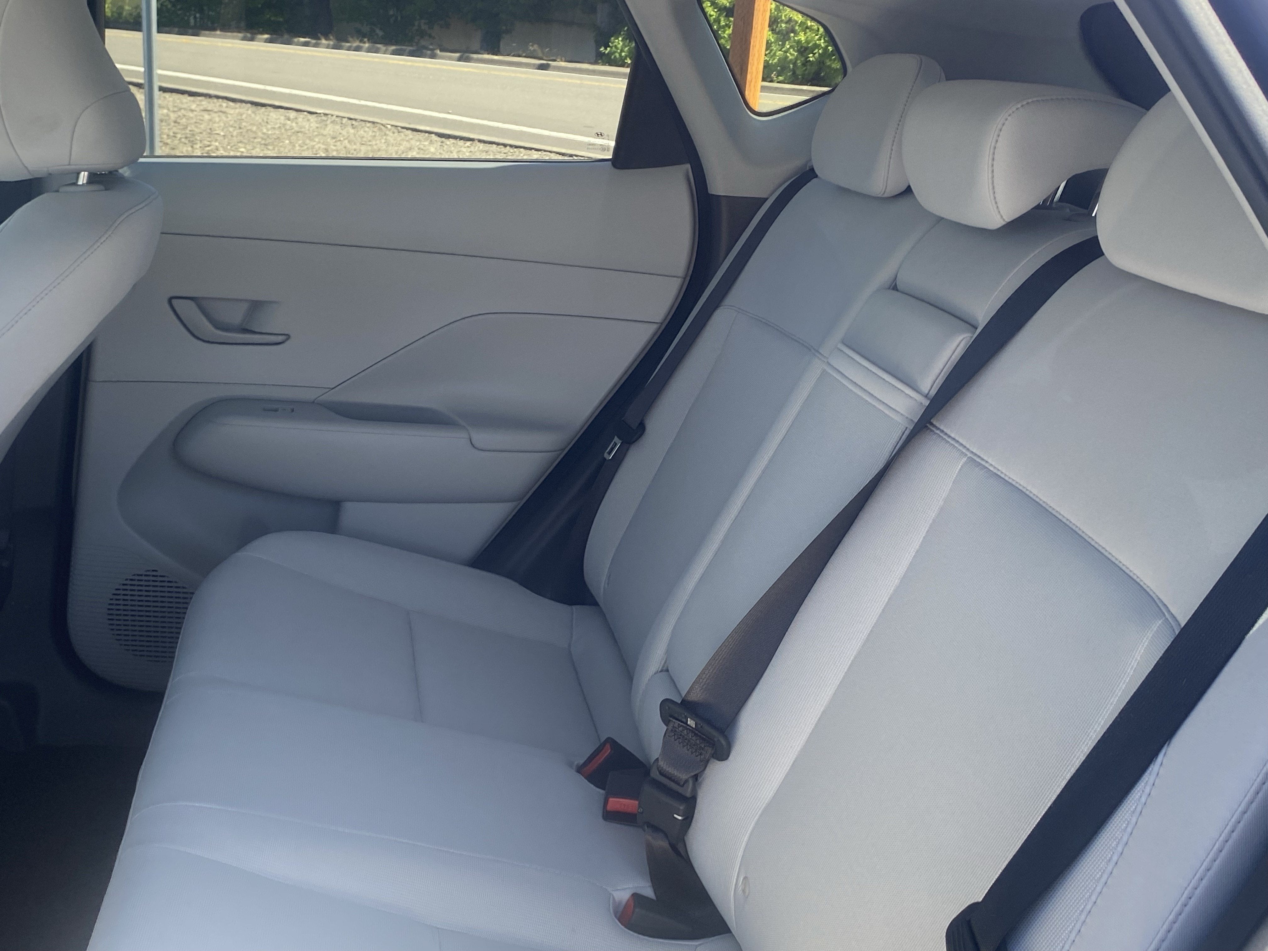 2025 Hyundai KONA ELECTRIC SEL