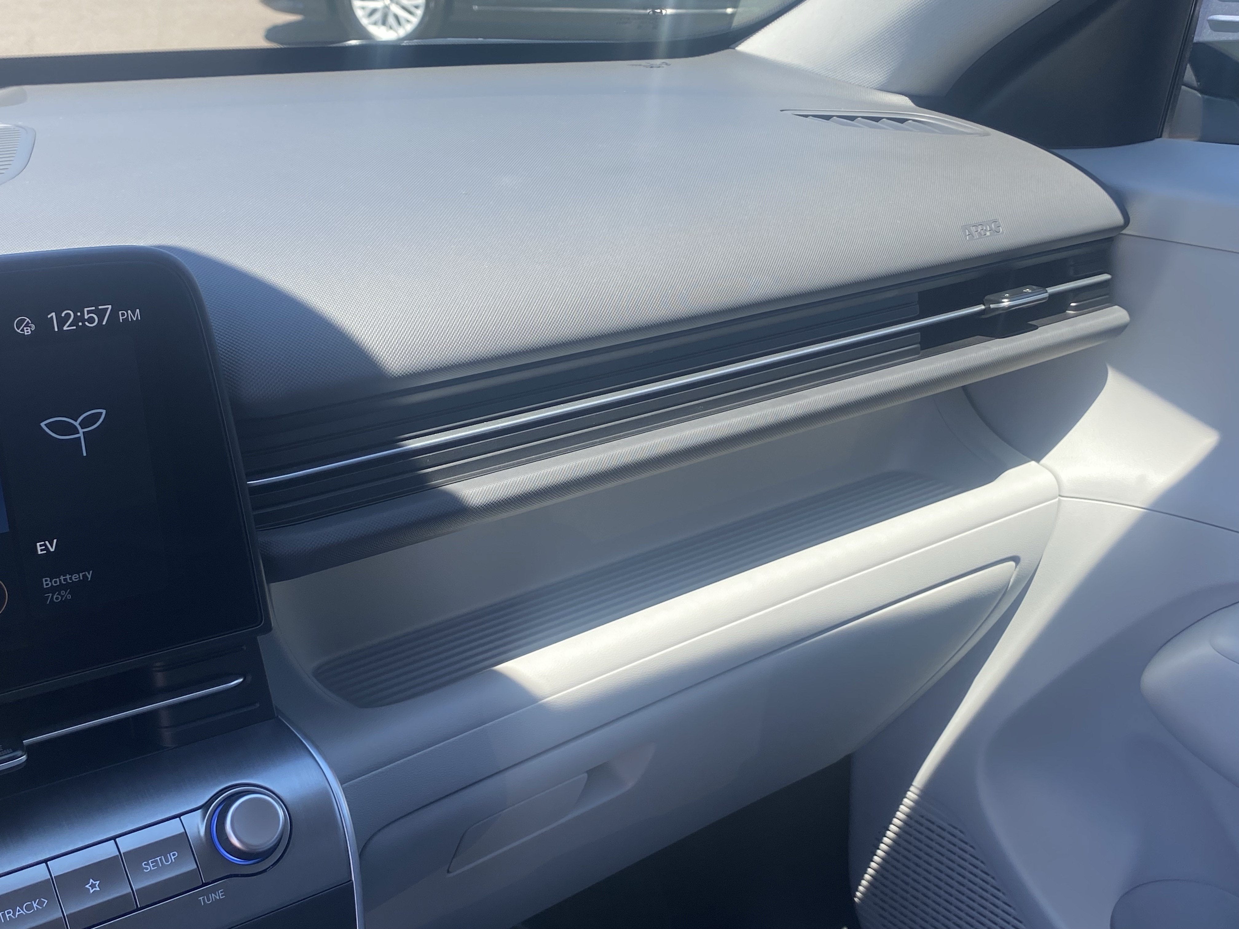 2025 Hyundai KONA ELECTRIC SEL