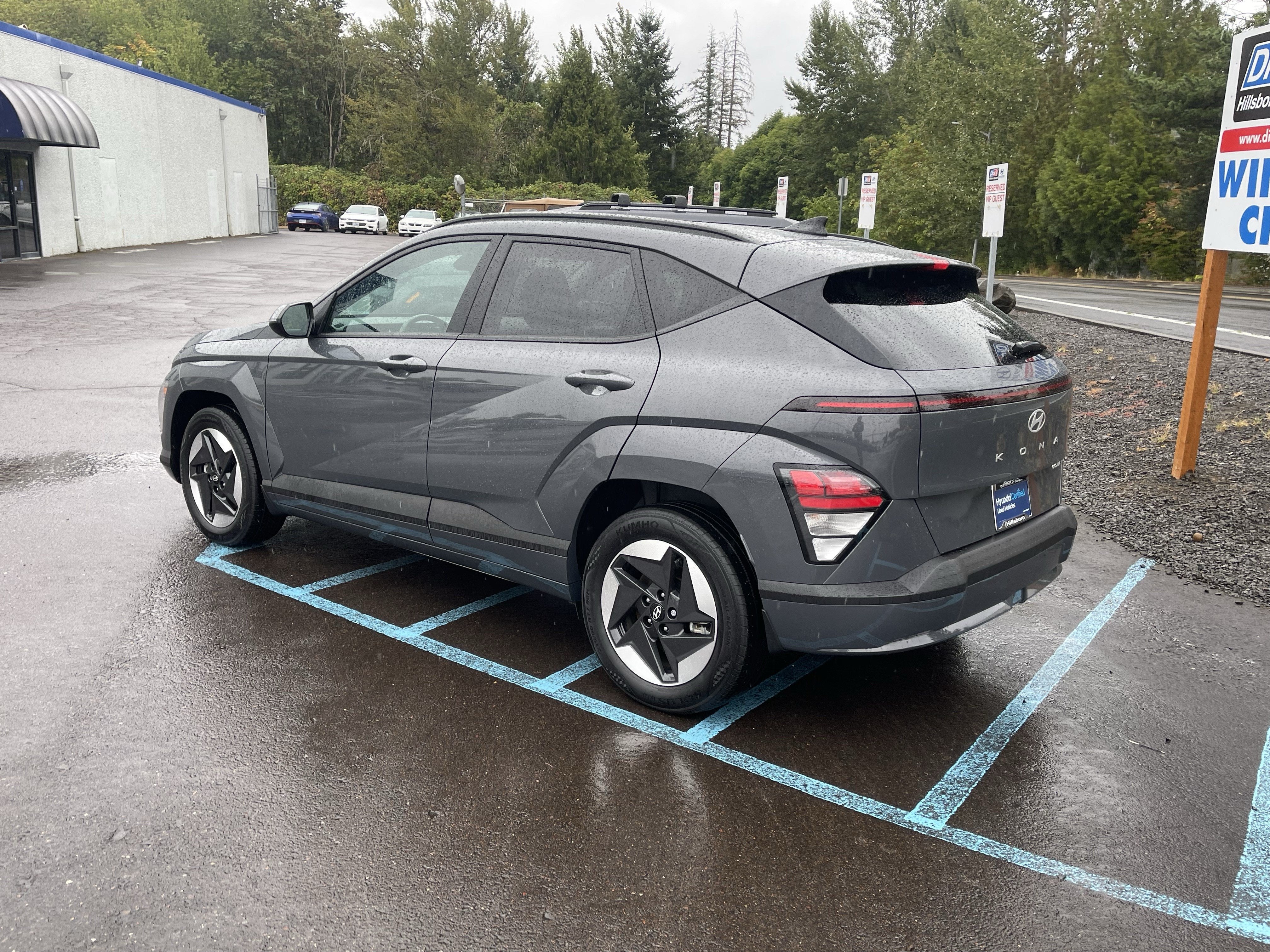 2025 Hyundai KONA ELECTRIC SEL