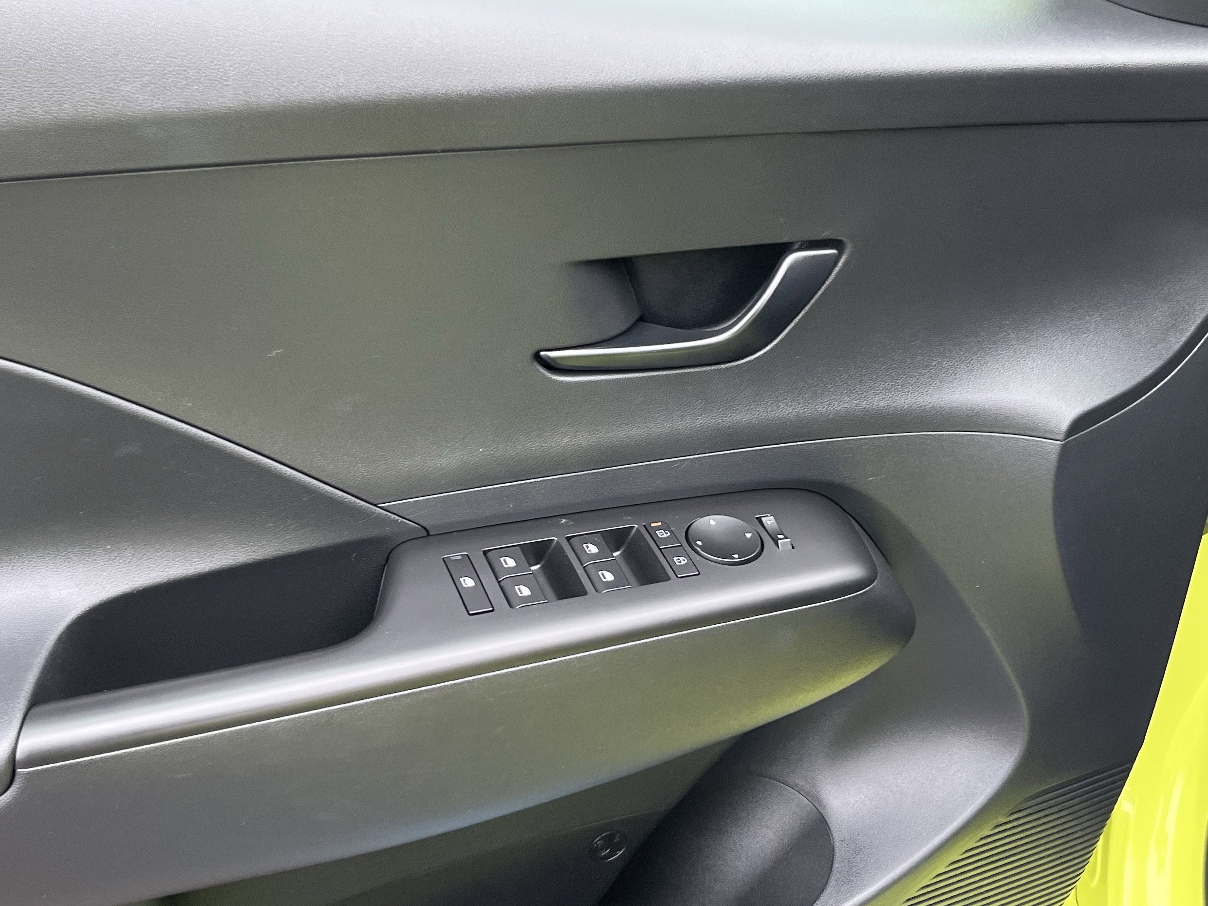 2024 Hyundai KONA ELECTRIC SEL