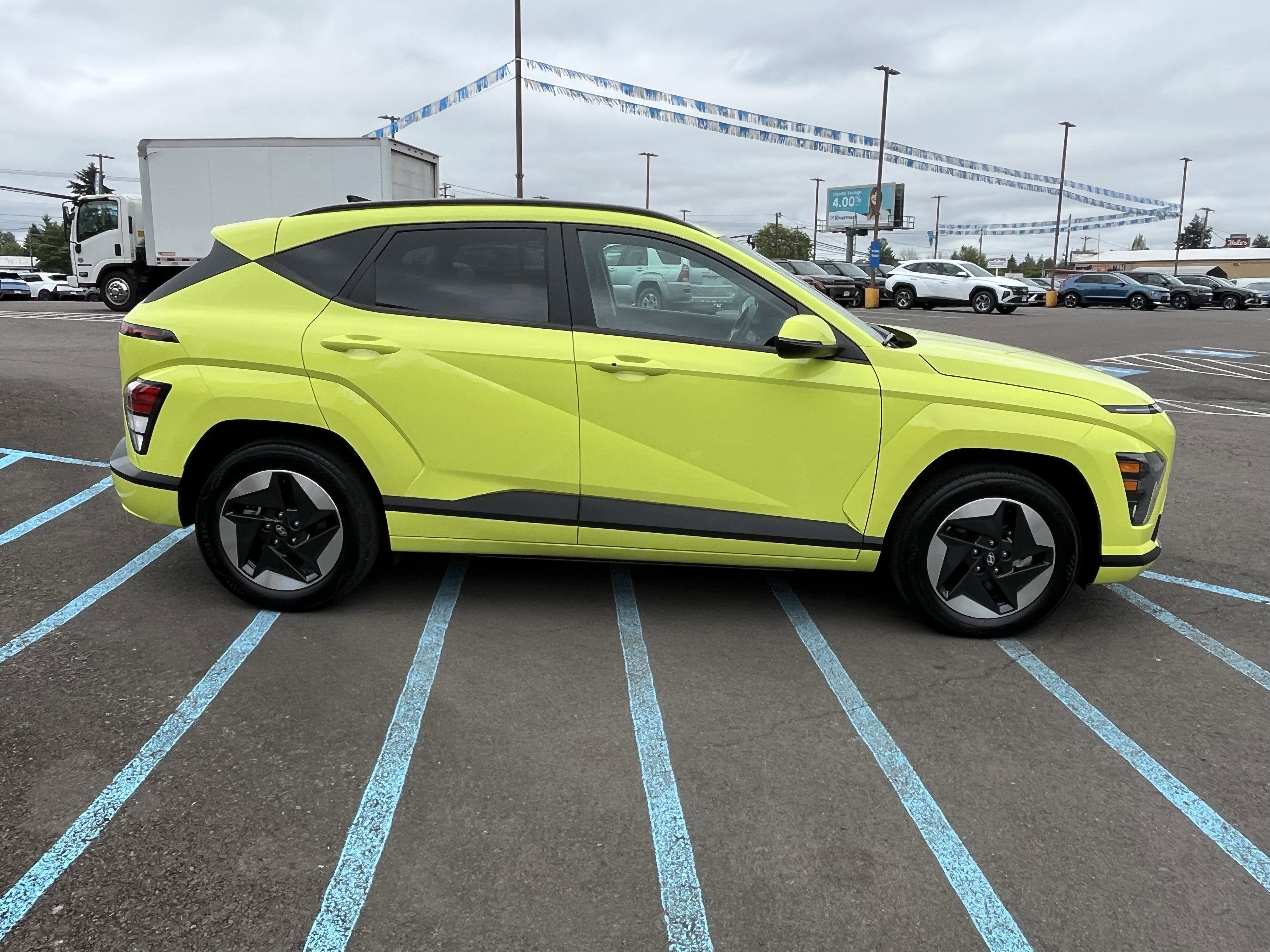 2024 Hyundai KONA ELECTRIC SEL